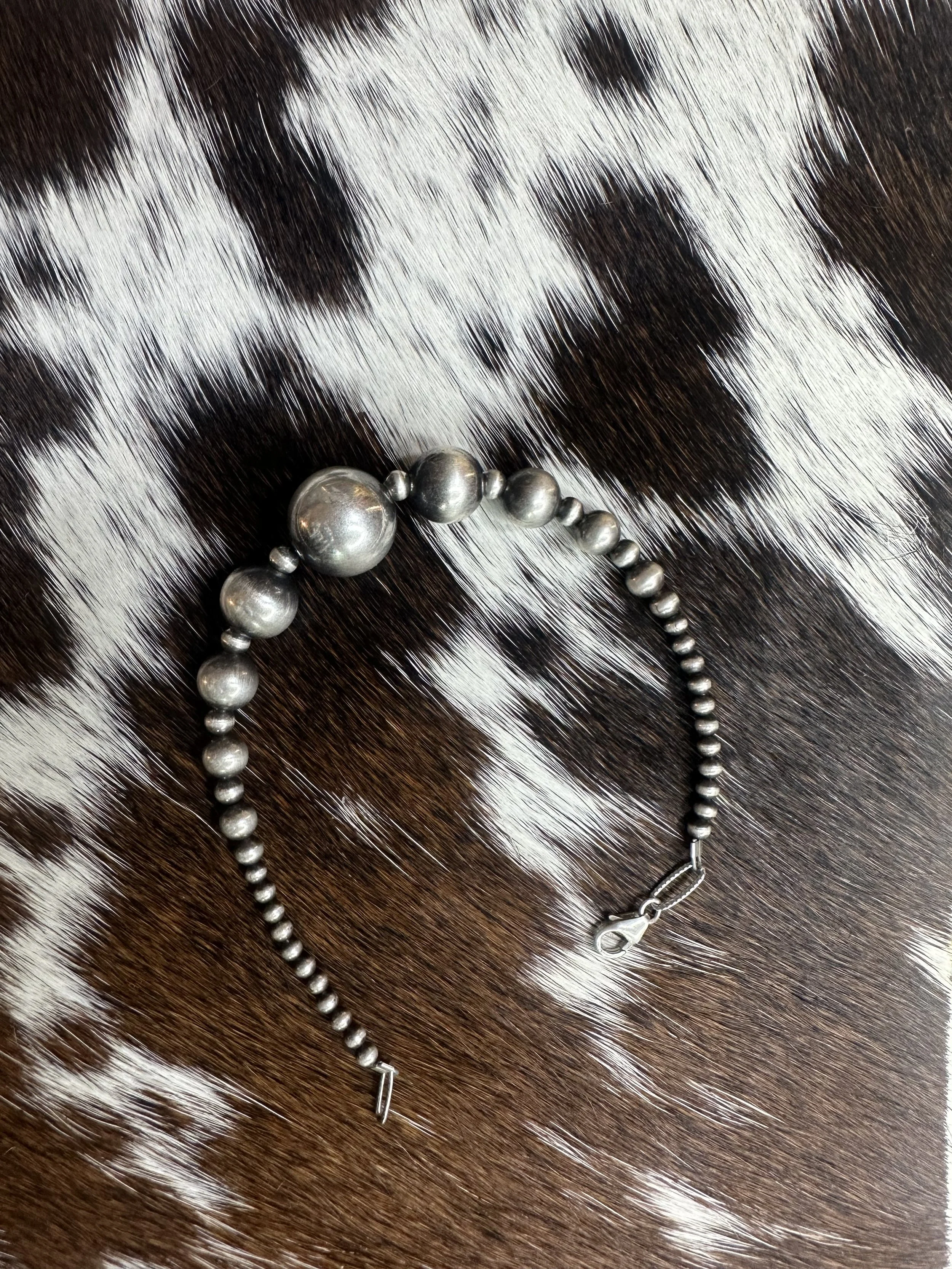 Graduated Sterling Pearl Bracelet