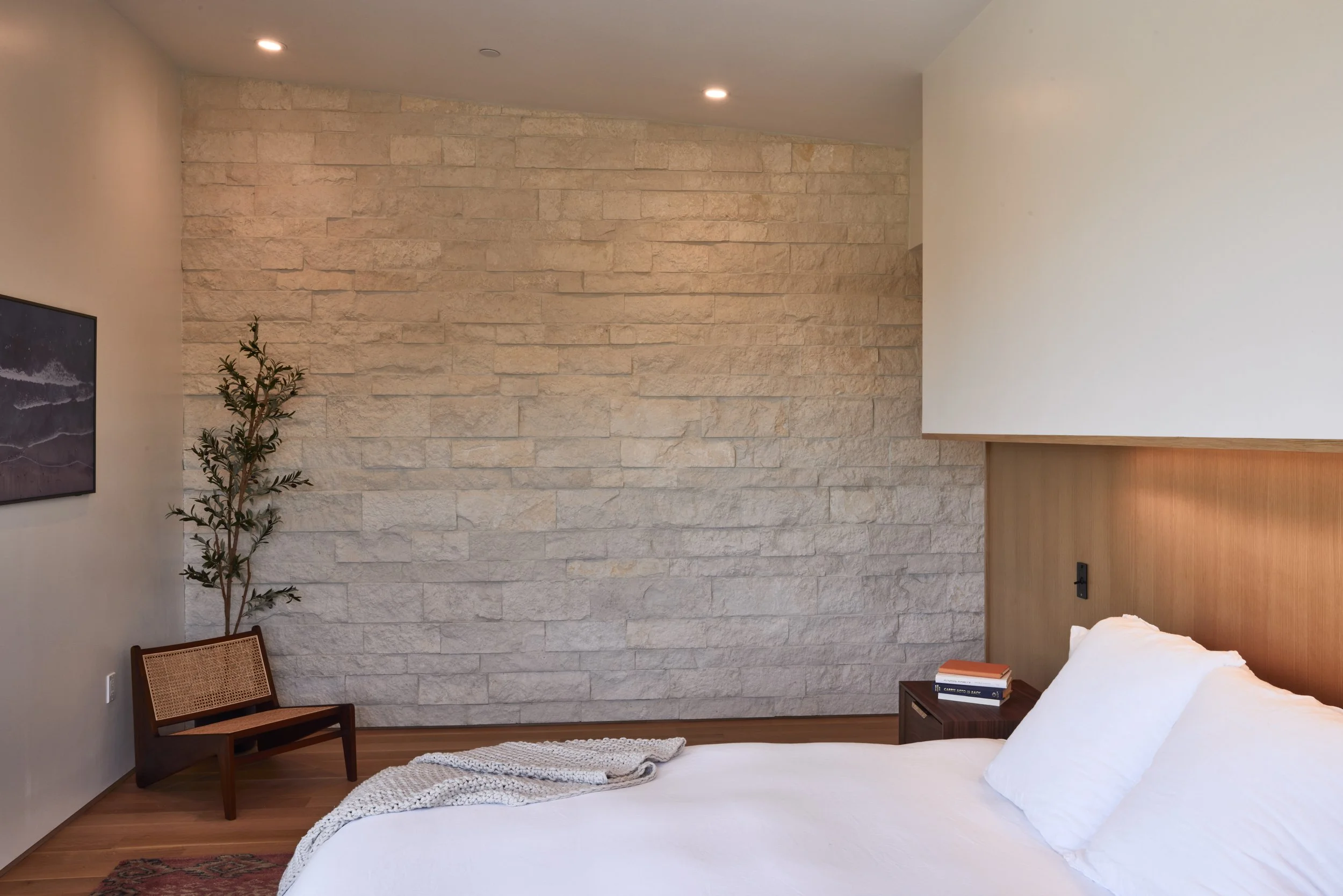 Williams_Master Bed 01.jpg