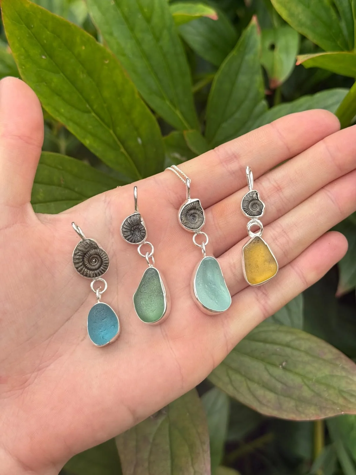 FOSSIL TIDE PENDANT