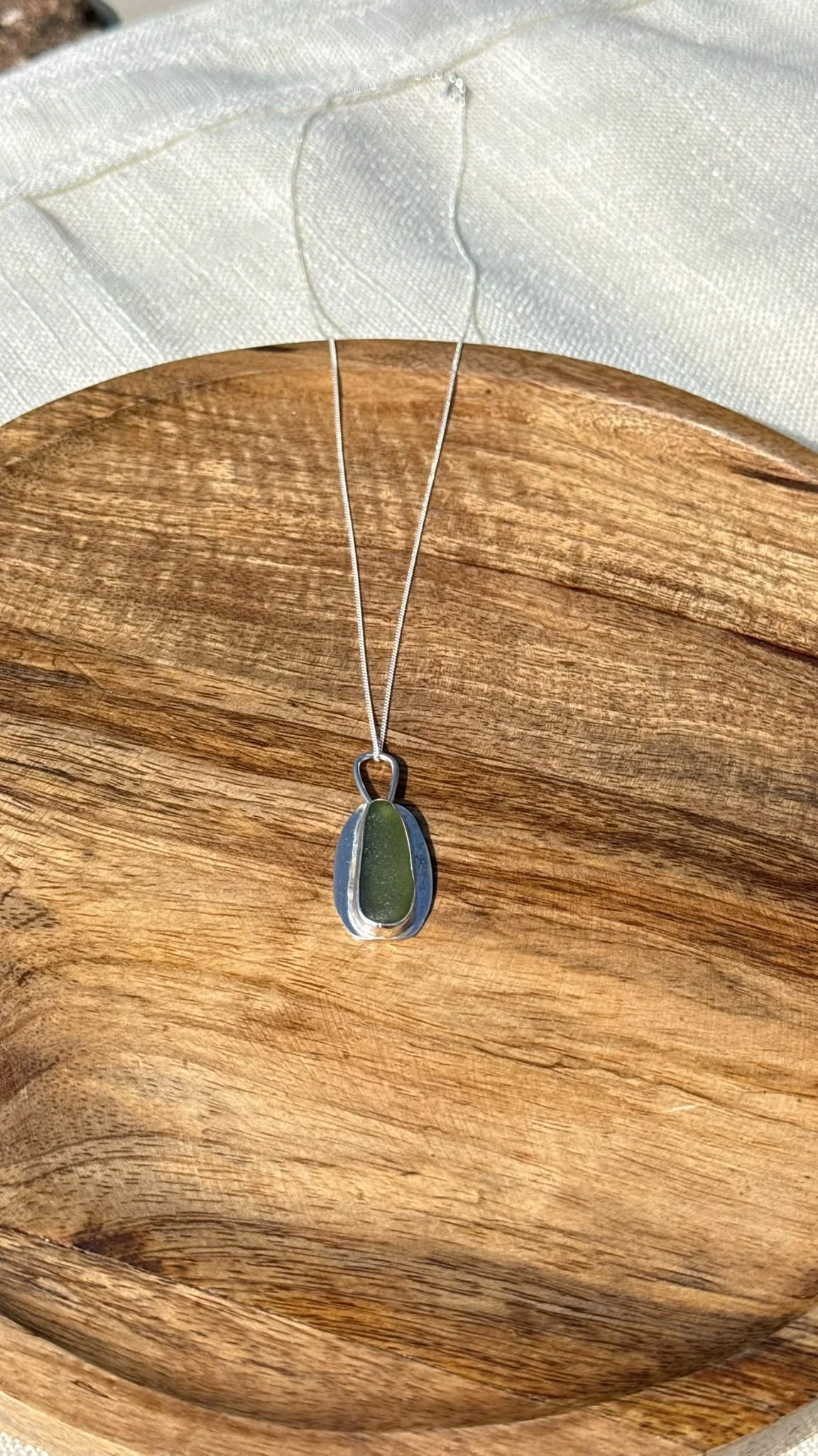 Emerald tide pendant