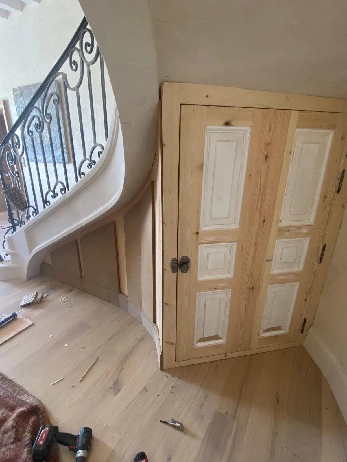 Création d'un placard sous escalier