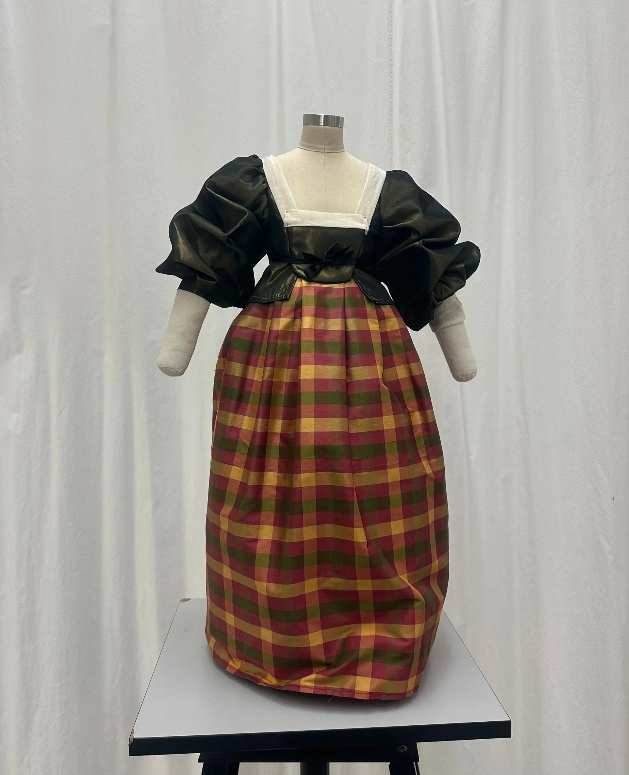front view of taffeta mockup