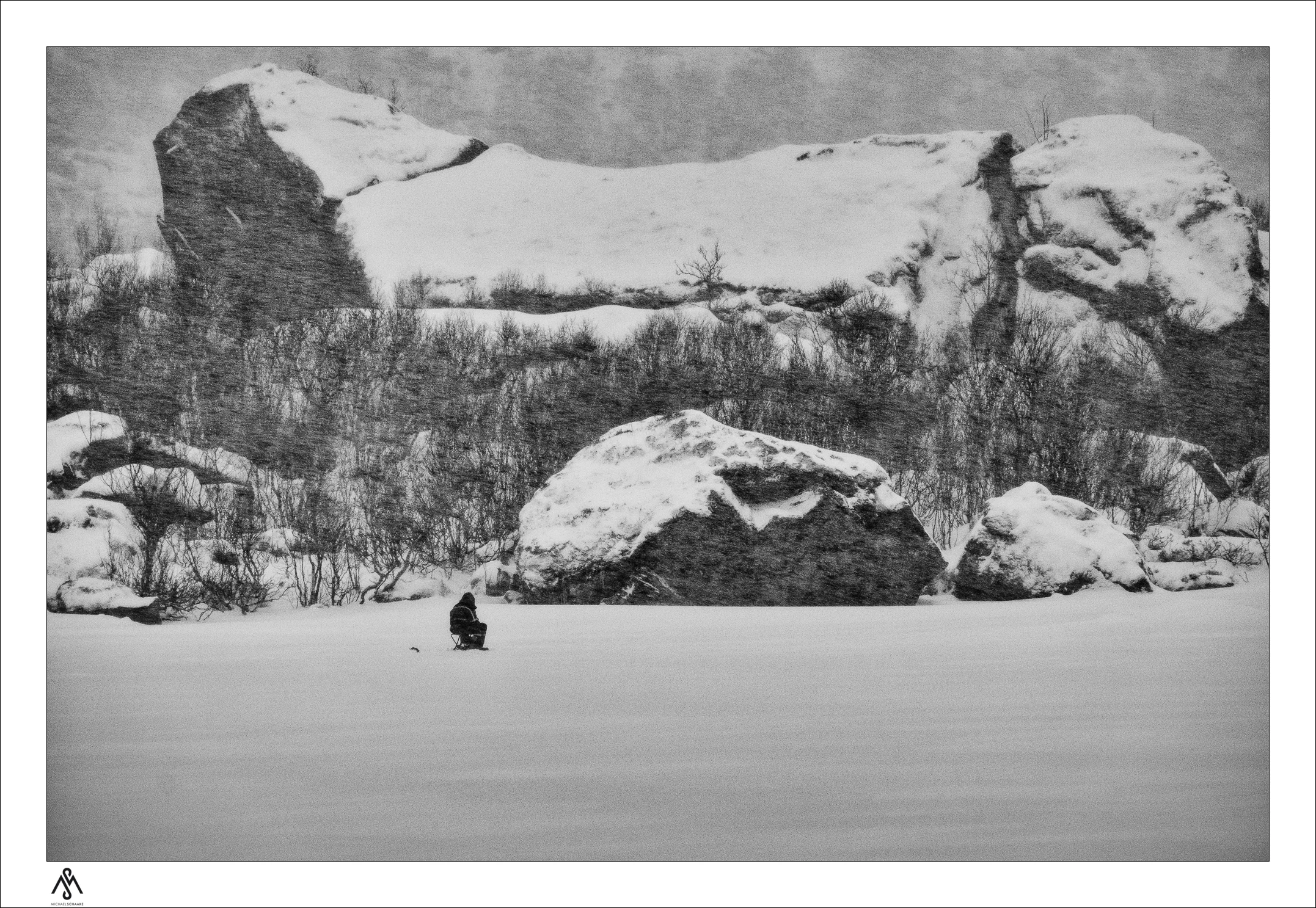 Cosy ice fishing place