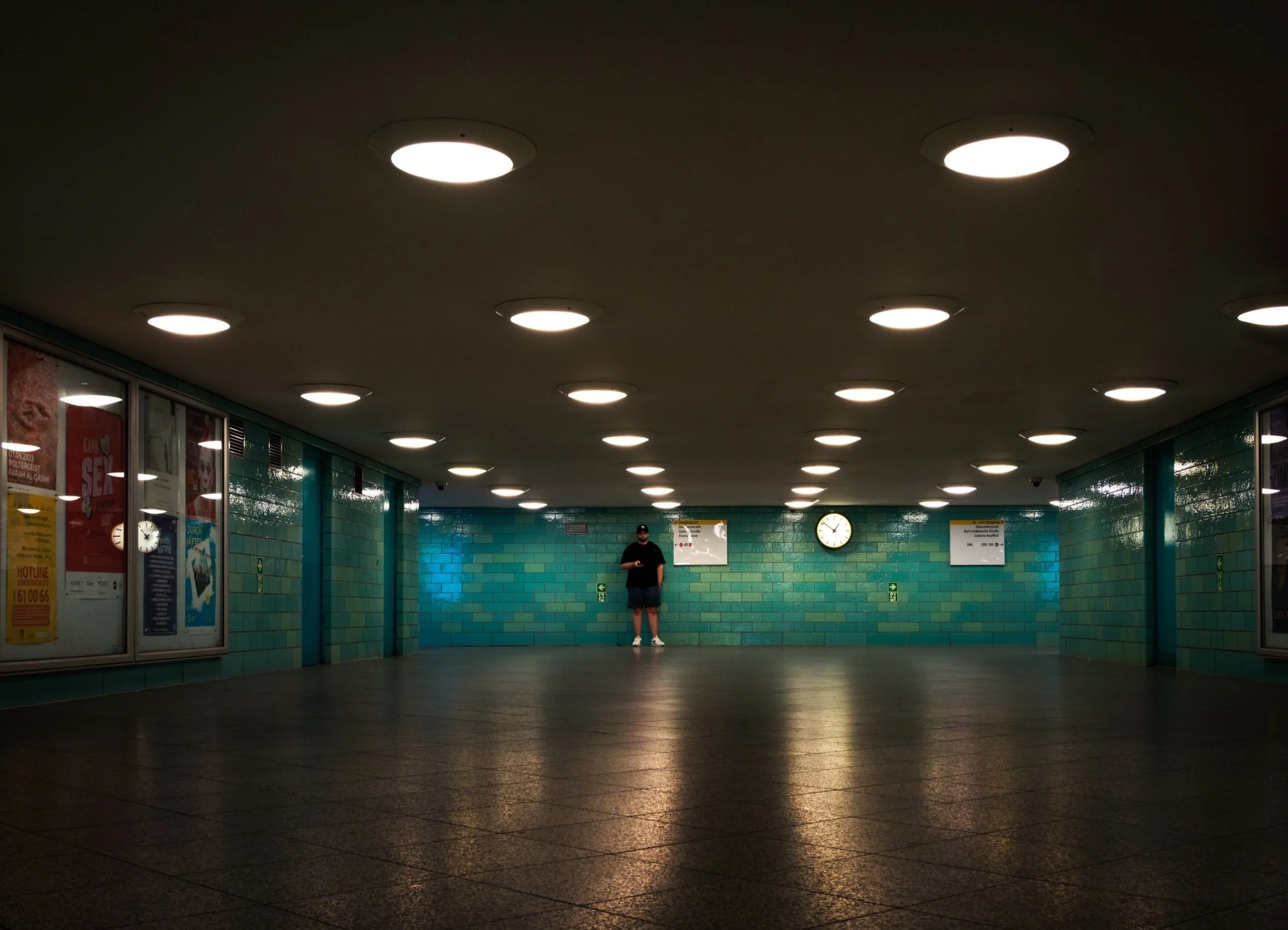 Embracing the Urban Canvas: Streetphotography in Berlin