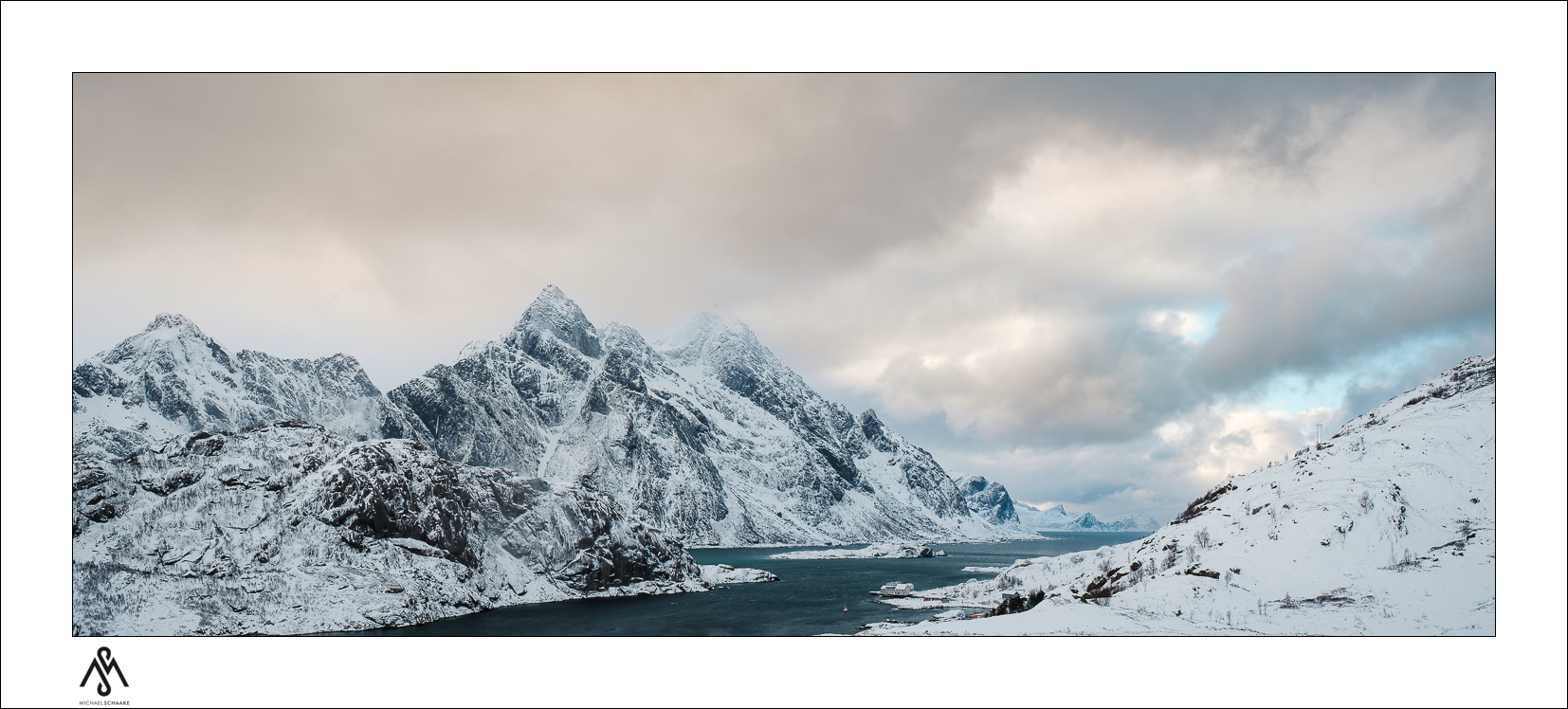 TA033322-Pano.jpg