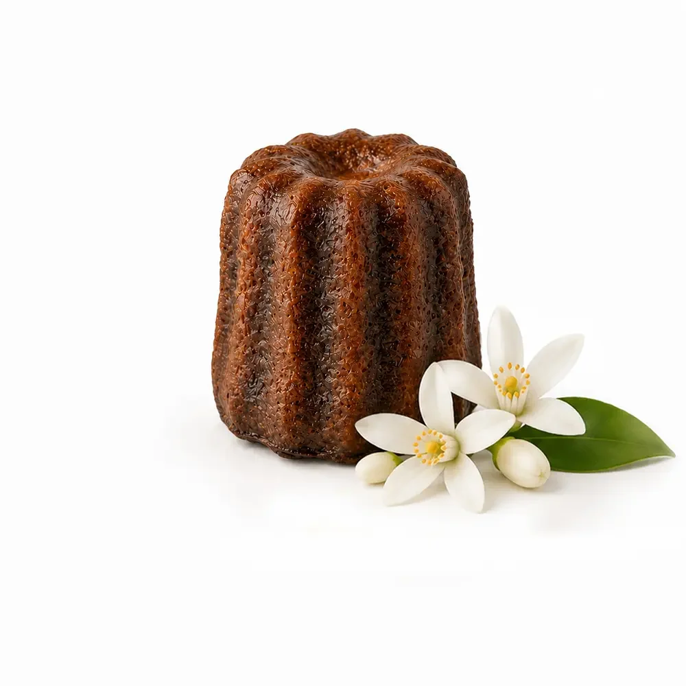 Canelé arrangé à la fleur d’oranger