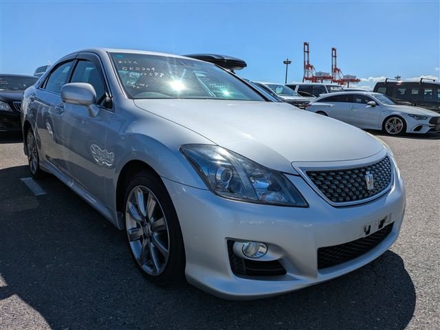2009 Toyota Crown 3.5 Athlete GRS204 with Sunroof — Coming soon