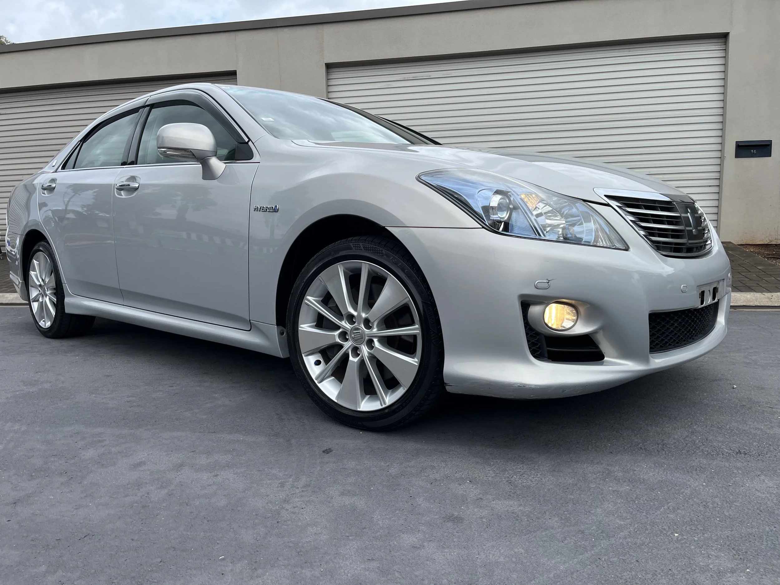 2009 Toyota Crown Hybrid GWS204