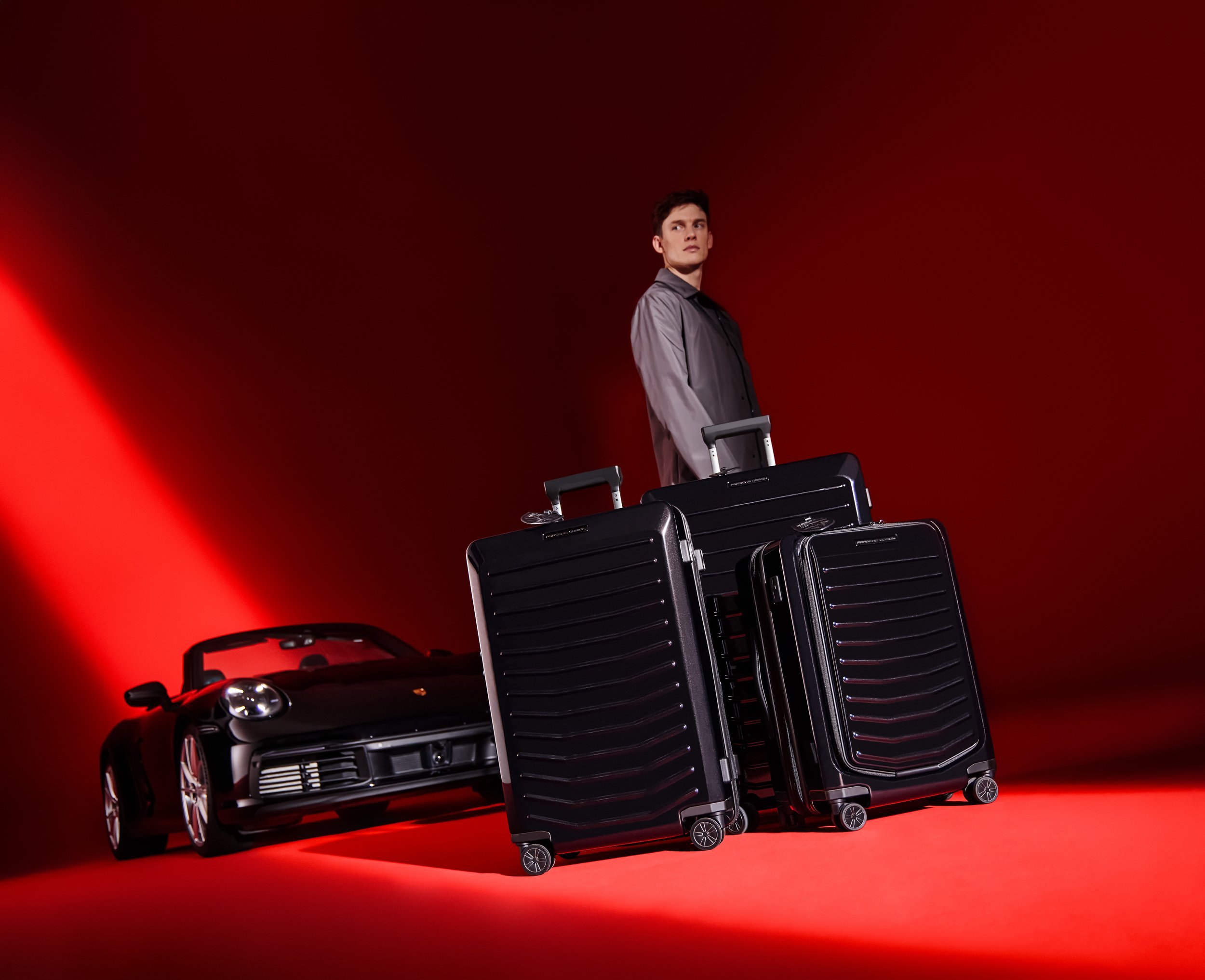 Porsche Design Roadster Hardcase – Product-Motiv 16, High-End-Retusche Bildergut