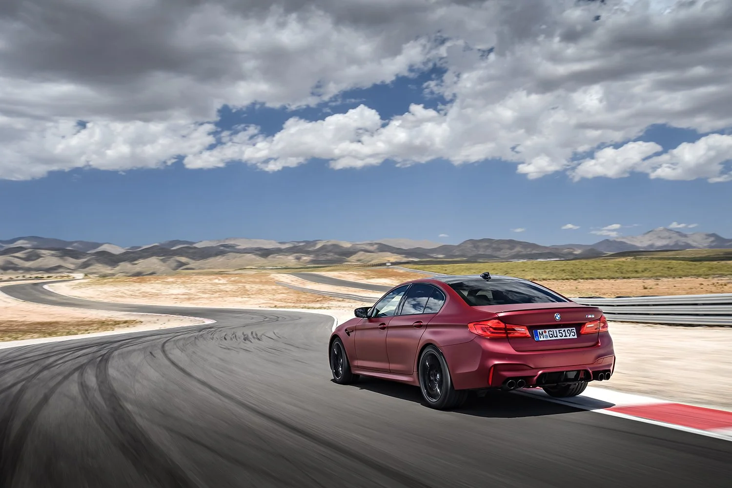 BMW M5 Pressclub – Automotive-Motiv 3, High-End-Retusche Bildergut