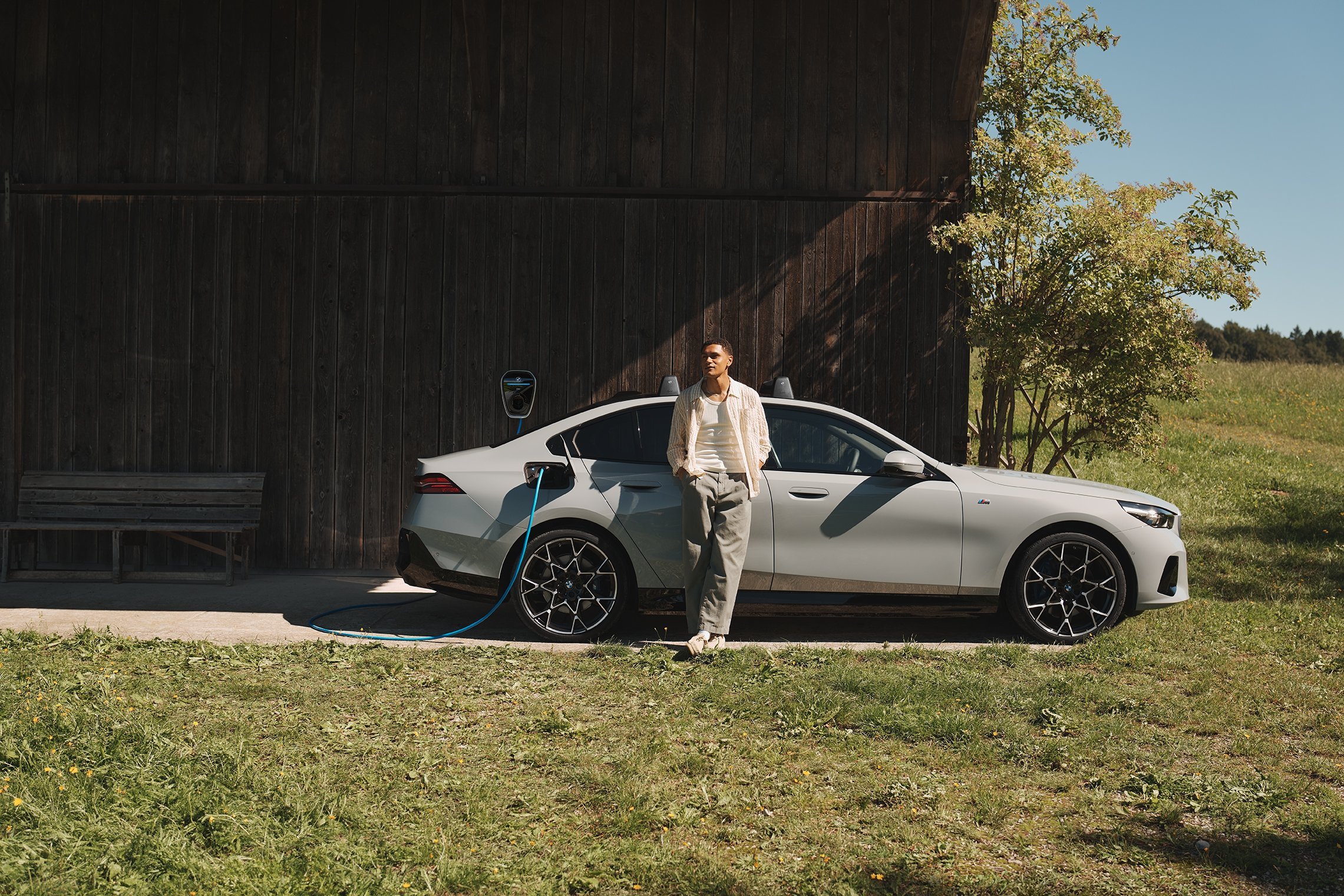 BMW Accessories Spring Summer – Automotive-Motiv 6, High-End-Retusche Bildergut