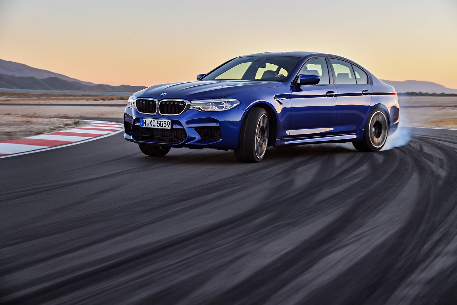 BMW M5 Pressclub – Automotive-Motiv 4, High-End-Retusche Bildergut