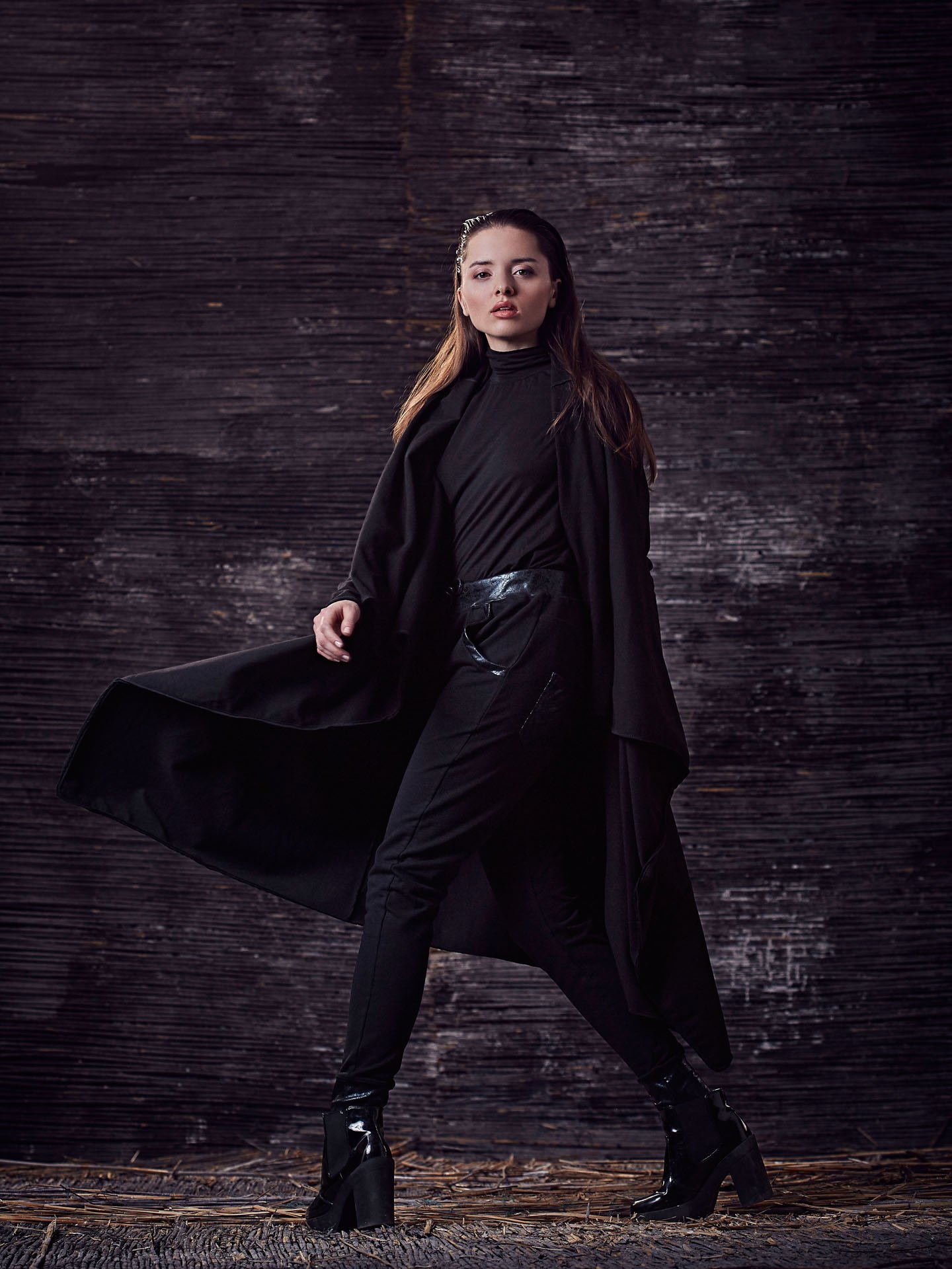 Simon Èse Winter 15 16 Lookbook – Beauty-Motiv 11, High-End-Retusche Bildergut
