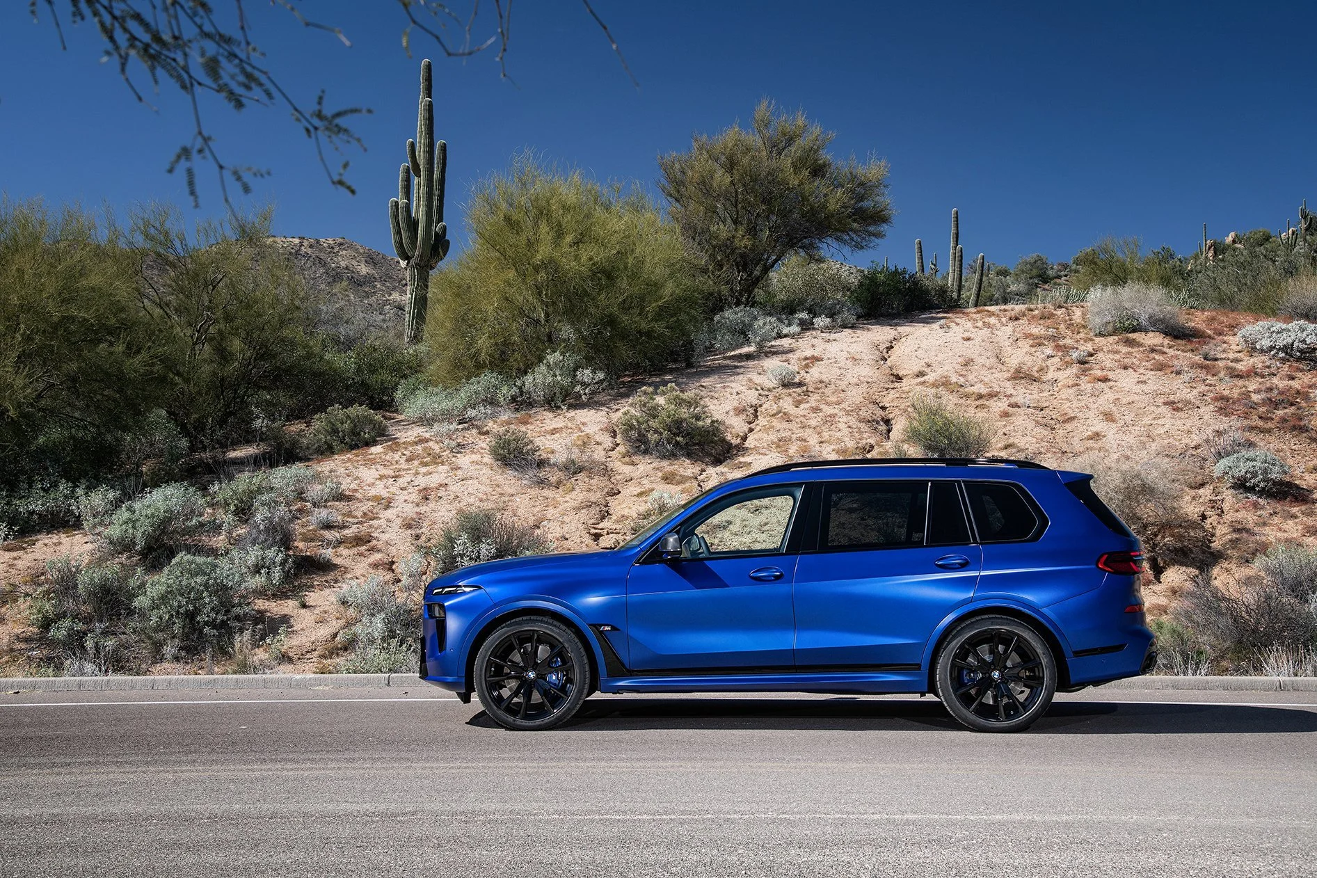 BMW X7 Pressclub – Automotive-Motiv 46, High-End-Retusche Bildergut