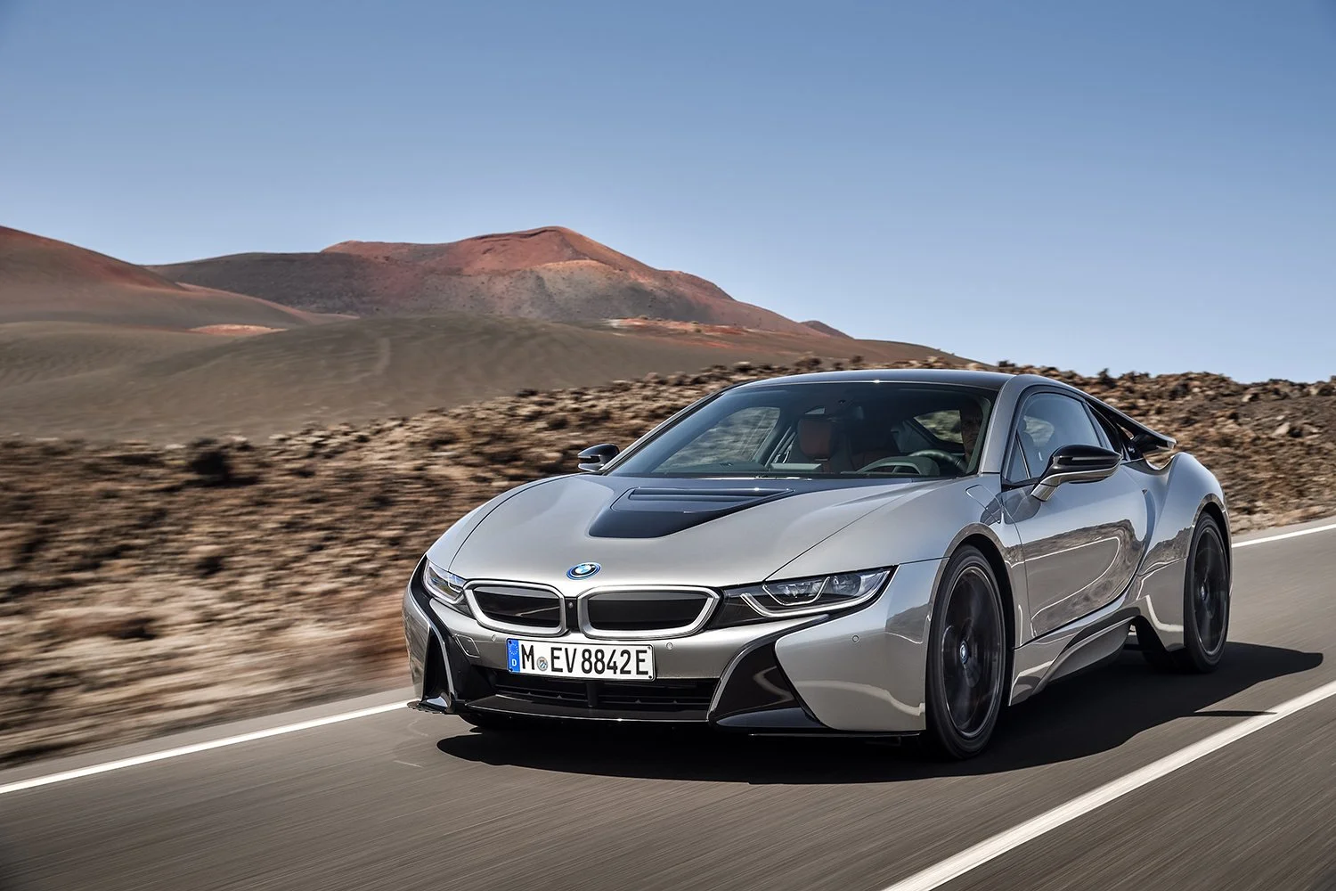 BMW i8 Roadster Pressclub – Automotive-Motiv 8, High-End-Retusche Bildergut