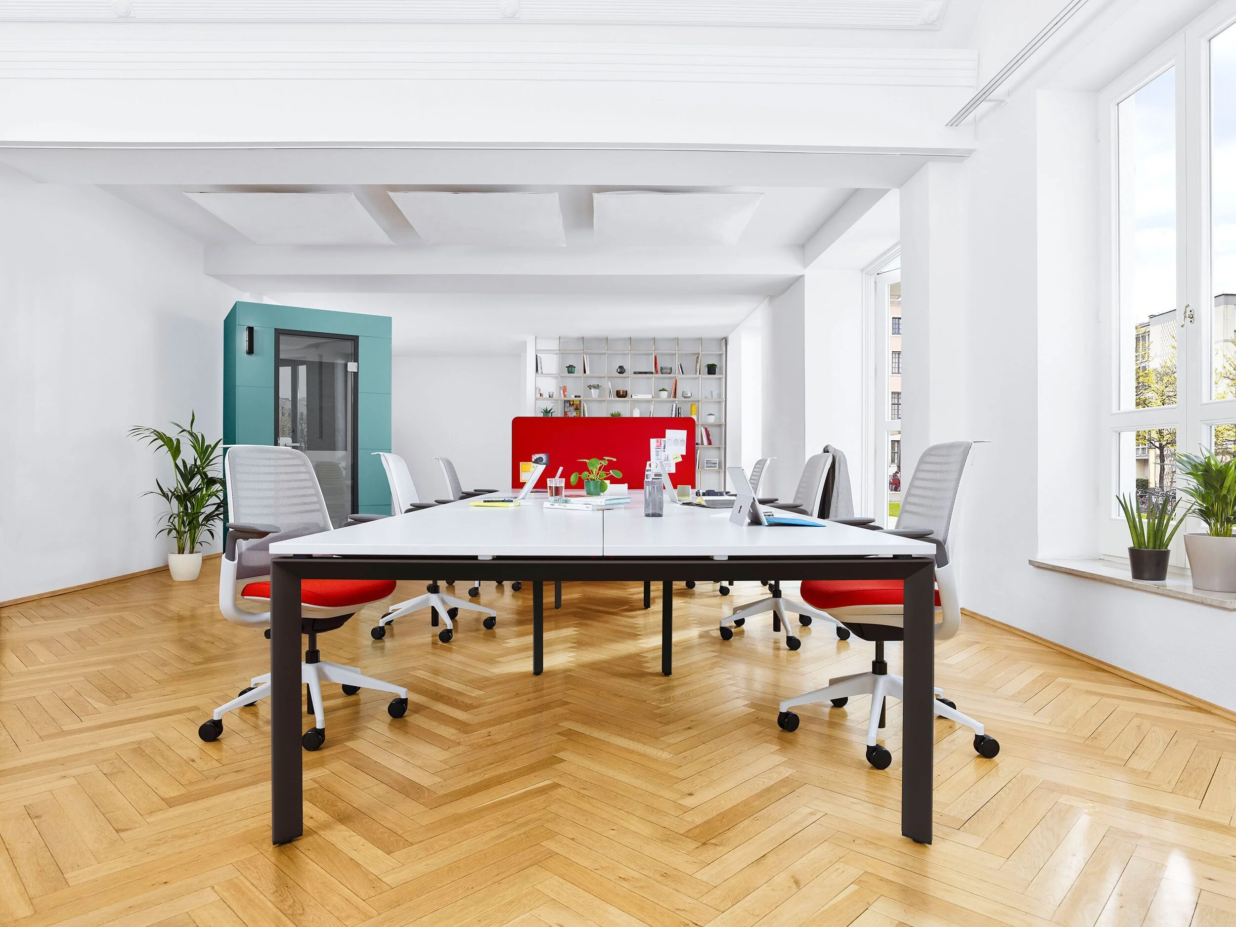 Steelcase Campaign – Product-Motiv 5, High-End-Retusche Bildergut