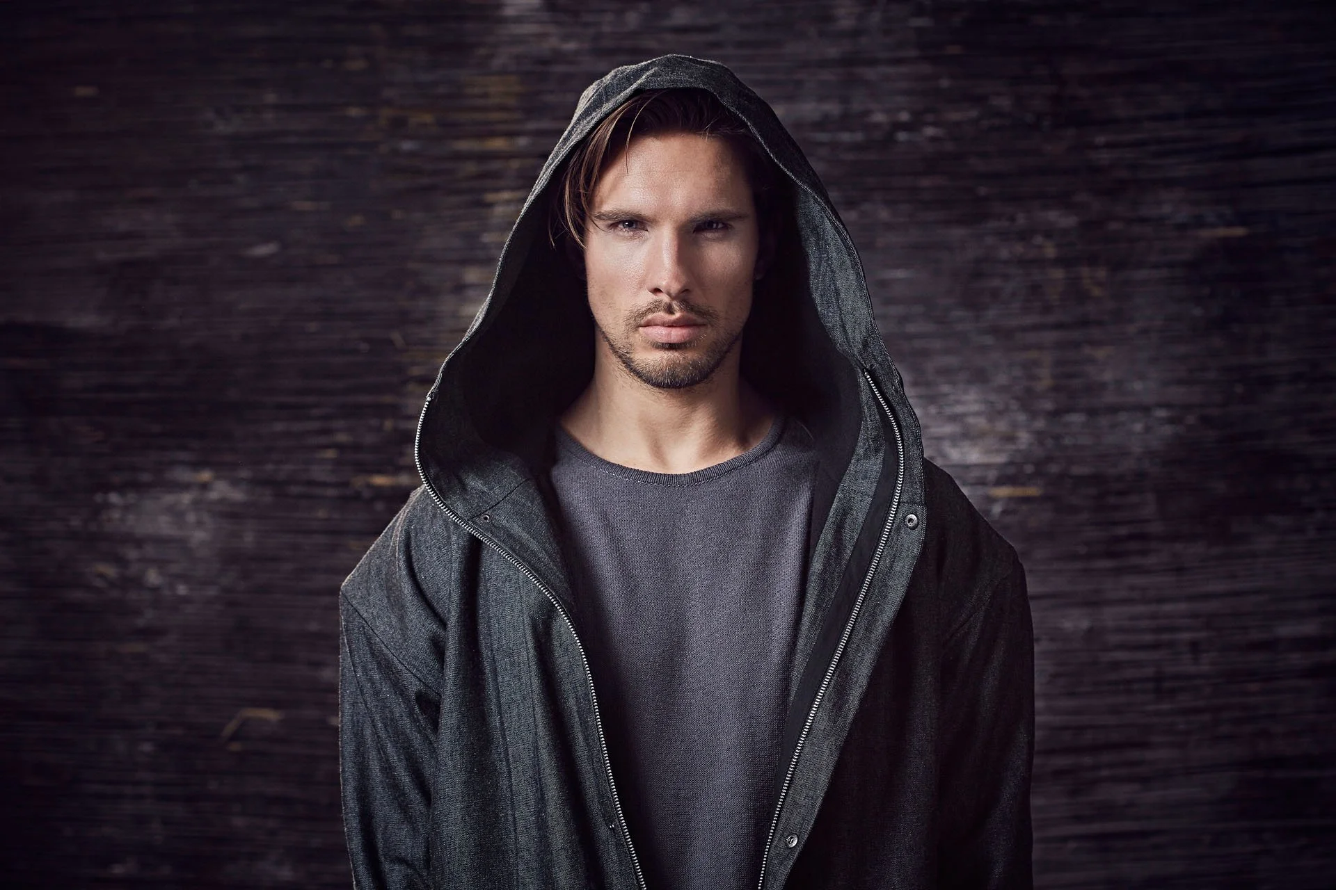 Simon Èse Winter 15 16 Lookbook – Beauty-Motiv 5, High-End-Retusche Bildergut
