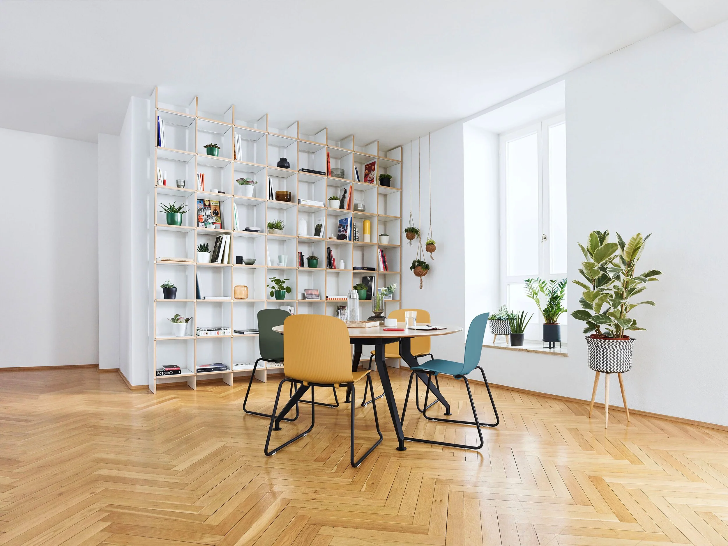 Steelcase Campaign – Product-Motiv 4, High-End-Retusche Bildergut