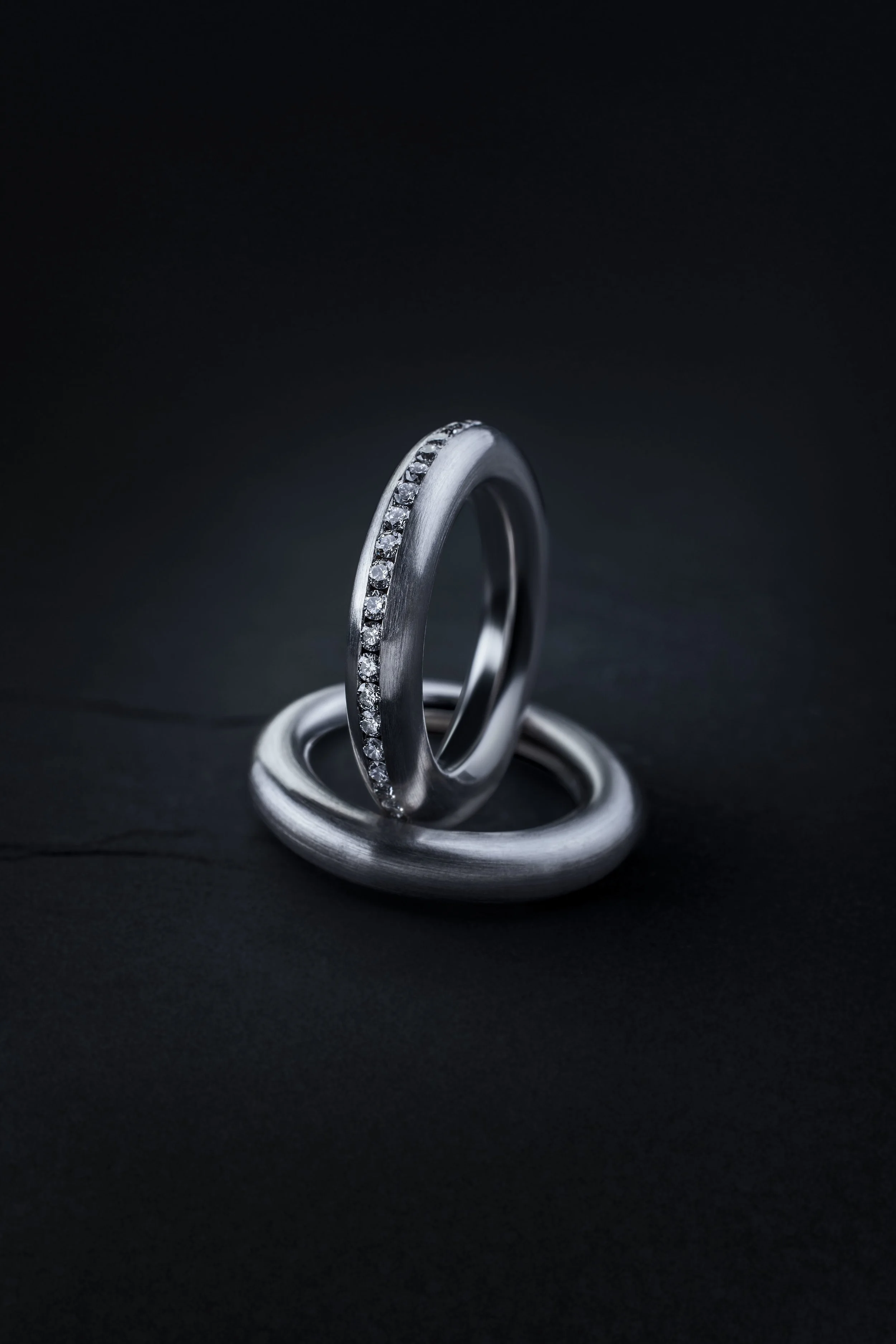 Still Life Shiny – Product-Motiv 3, High-End-Retusche Bildergut