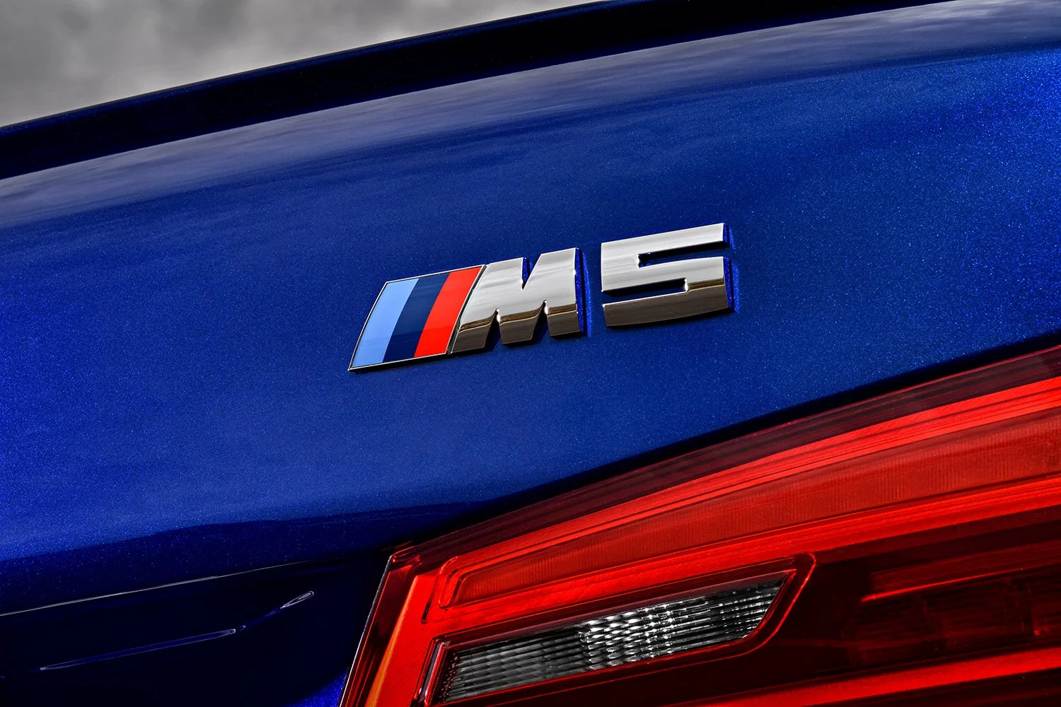BMW M5 Pressclub – Automotive-Motiv 17, High-End-Retusche Bildergut