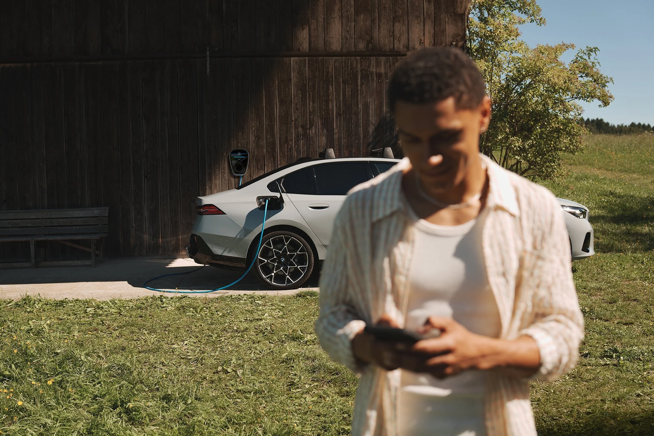 BMW Accessories Spring Summer – Automotive-Motiv 5, High-End-Retusche Bildergut