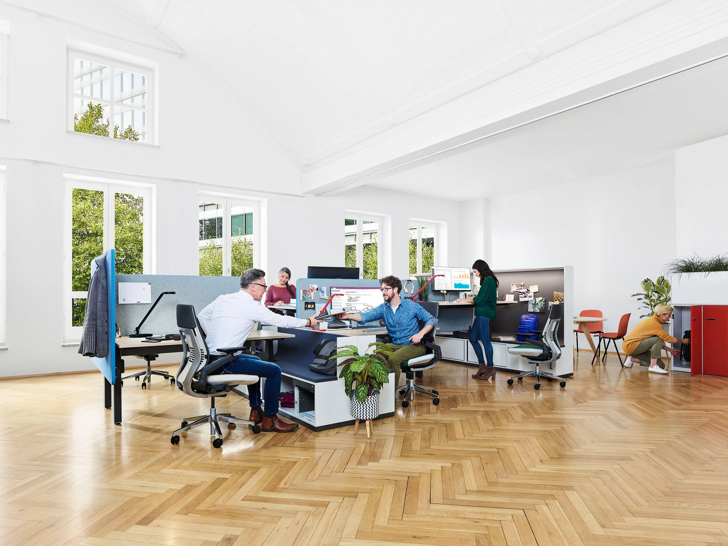 Steelcase Campaign – Product-Motiv 8, High-End-Retusche Bildergut