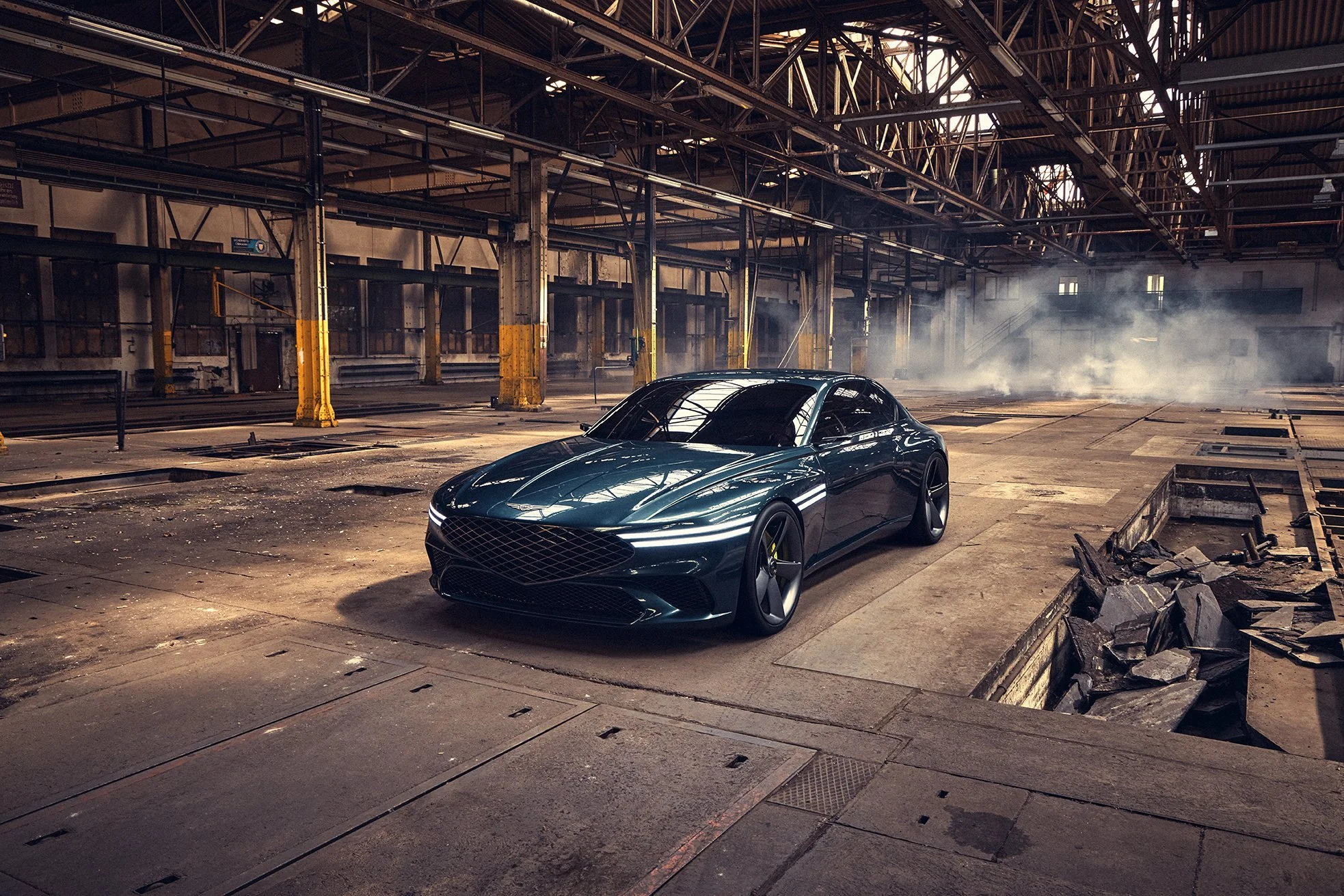Genesis X Concept Car in einer Industriehalle, Master-Artwork von Bildergut