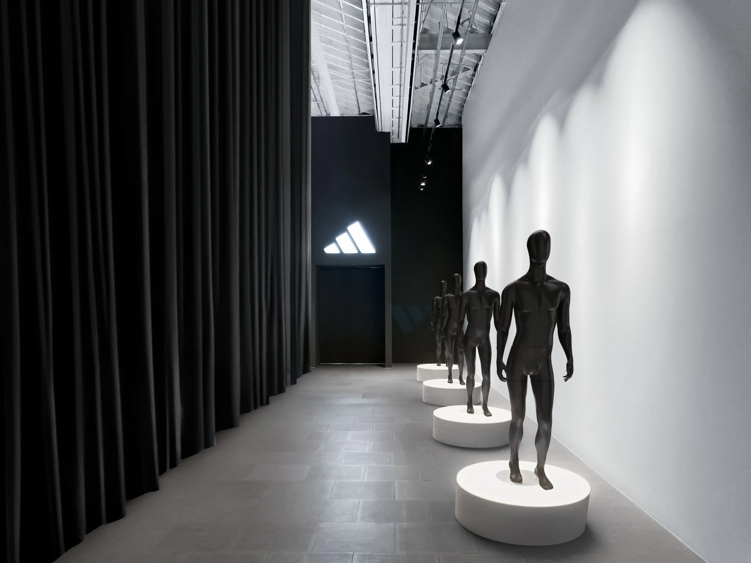 Adidas Brand Space – Keyvisual 5, High-End-Retusche Bildergut