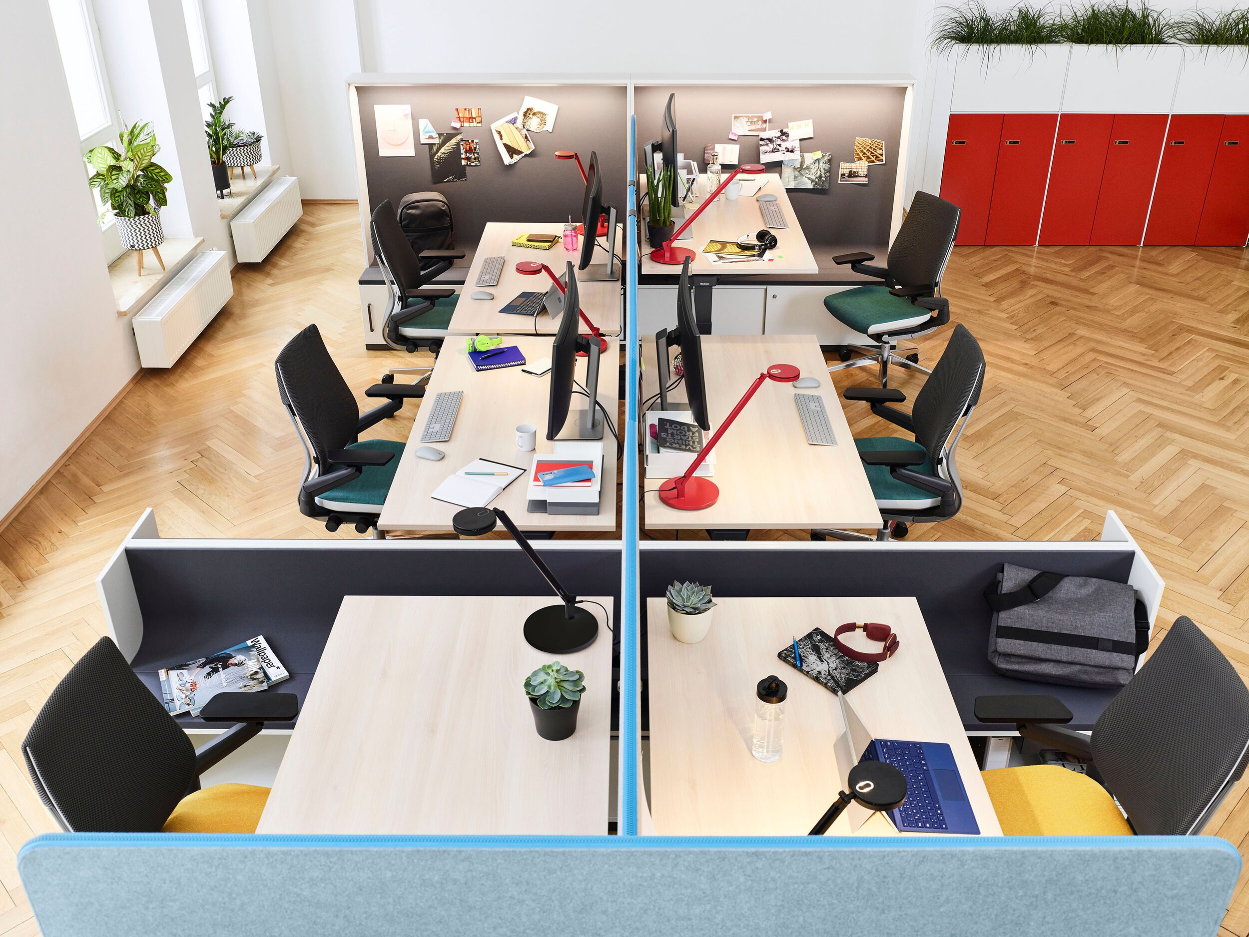 Steelcase Campaign – Product-Motiv 9, High-End-Retusche Bildergut
