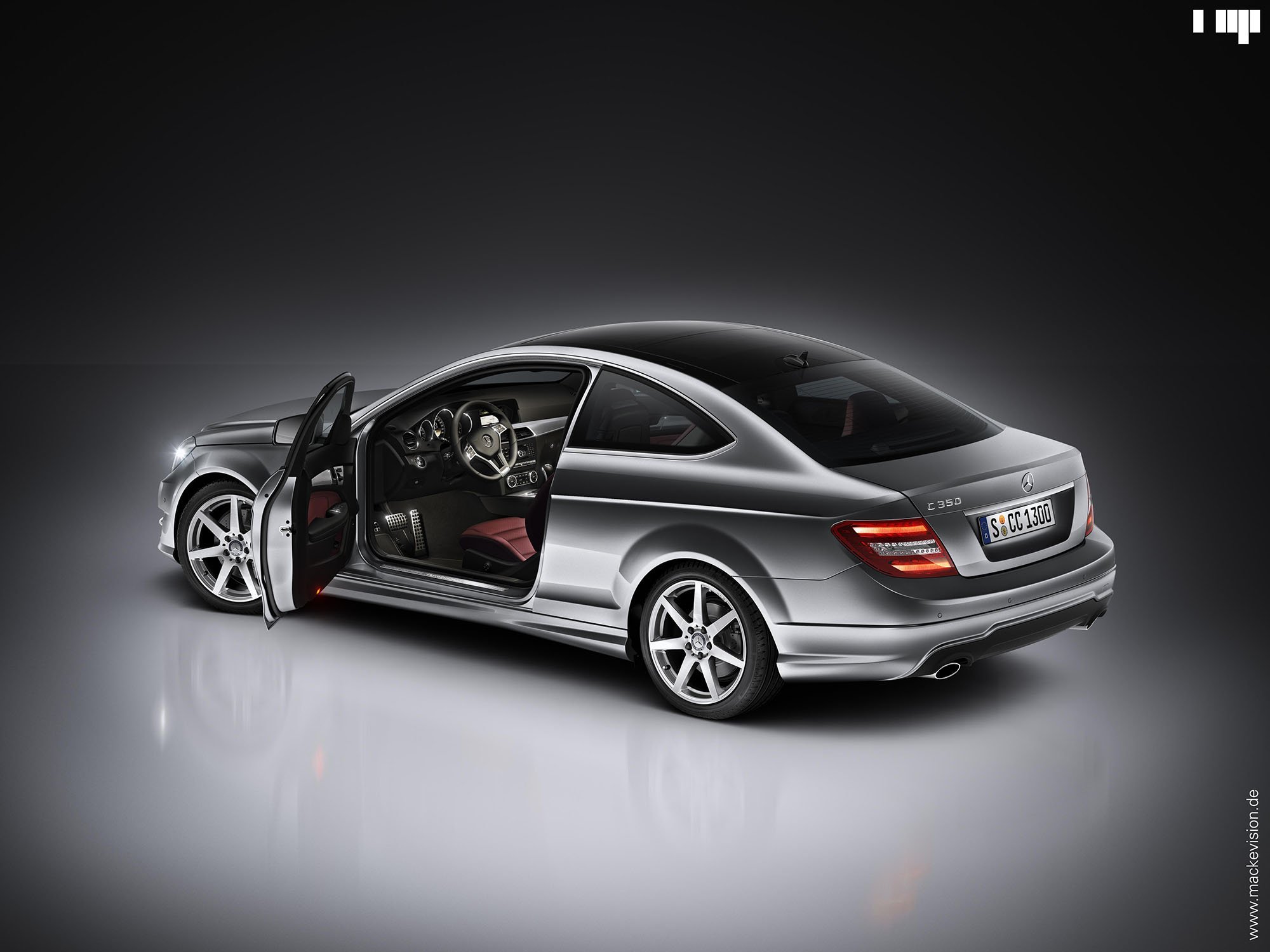 Mercedes C-Class AMG Campaign – Automotive-Motiv 2, High-End-Retusche Bildergut
