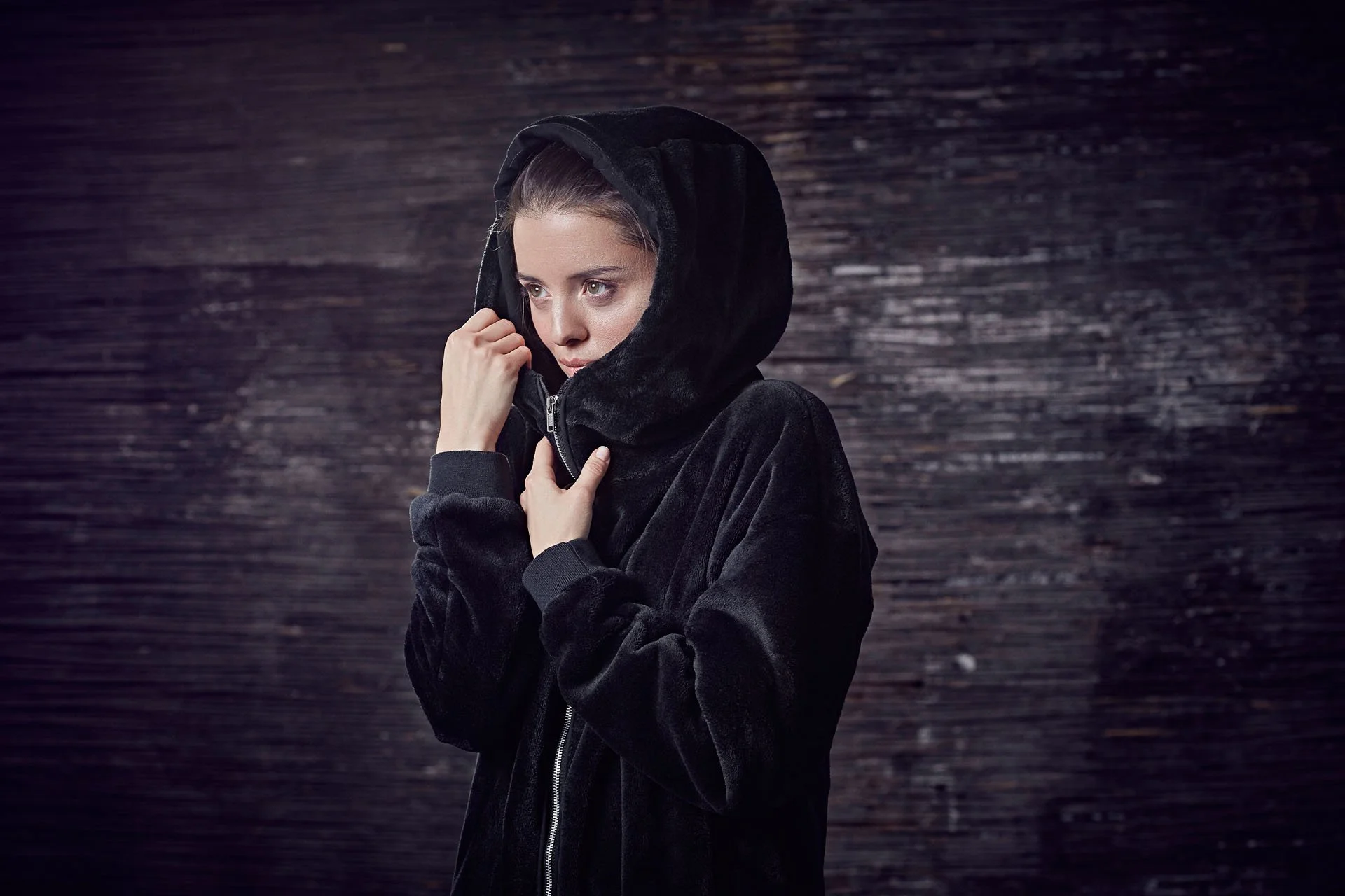 Simon Èse Winter 15 16 Lookbook – Beauty-Motiv 6, High-End-Retusche Bildergut