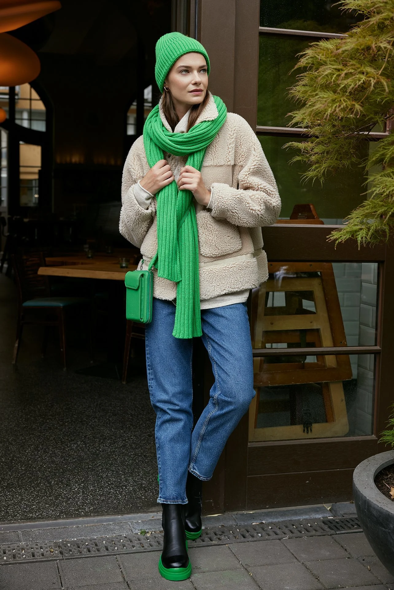 Zinser Trendkampagne Herbst-Winter 2022 – Beauty-Motiv 5, High-End-Retusche Bildergut