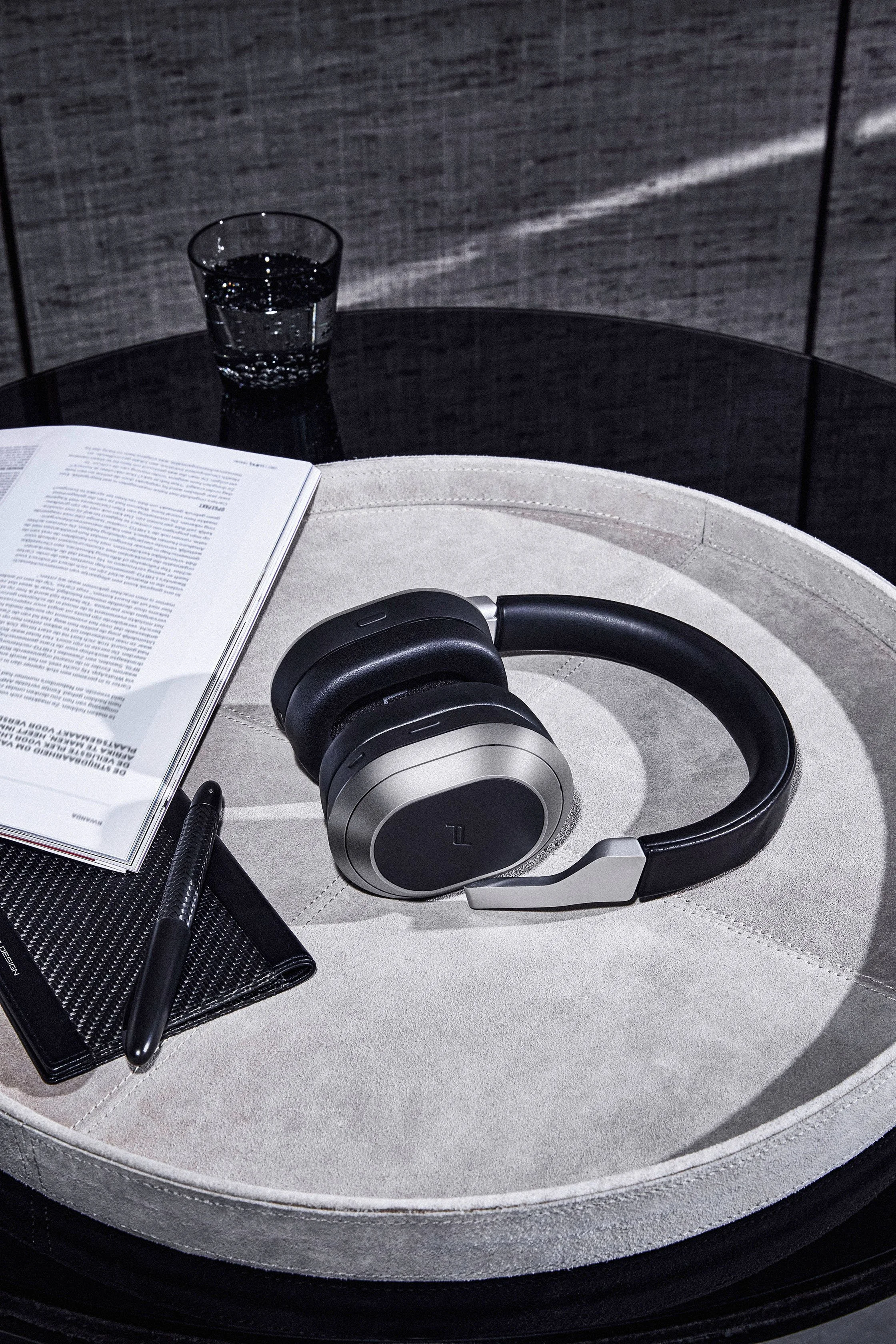 Porsche Design Campagne – Product-Motiv 16, High-End-Retusche Bildergut