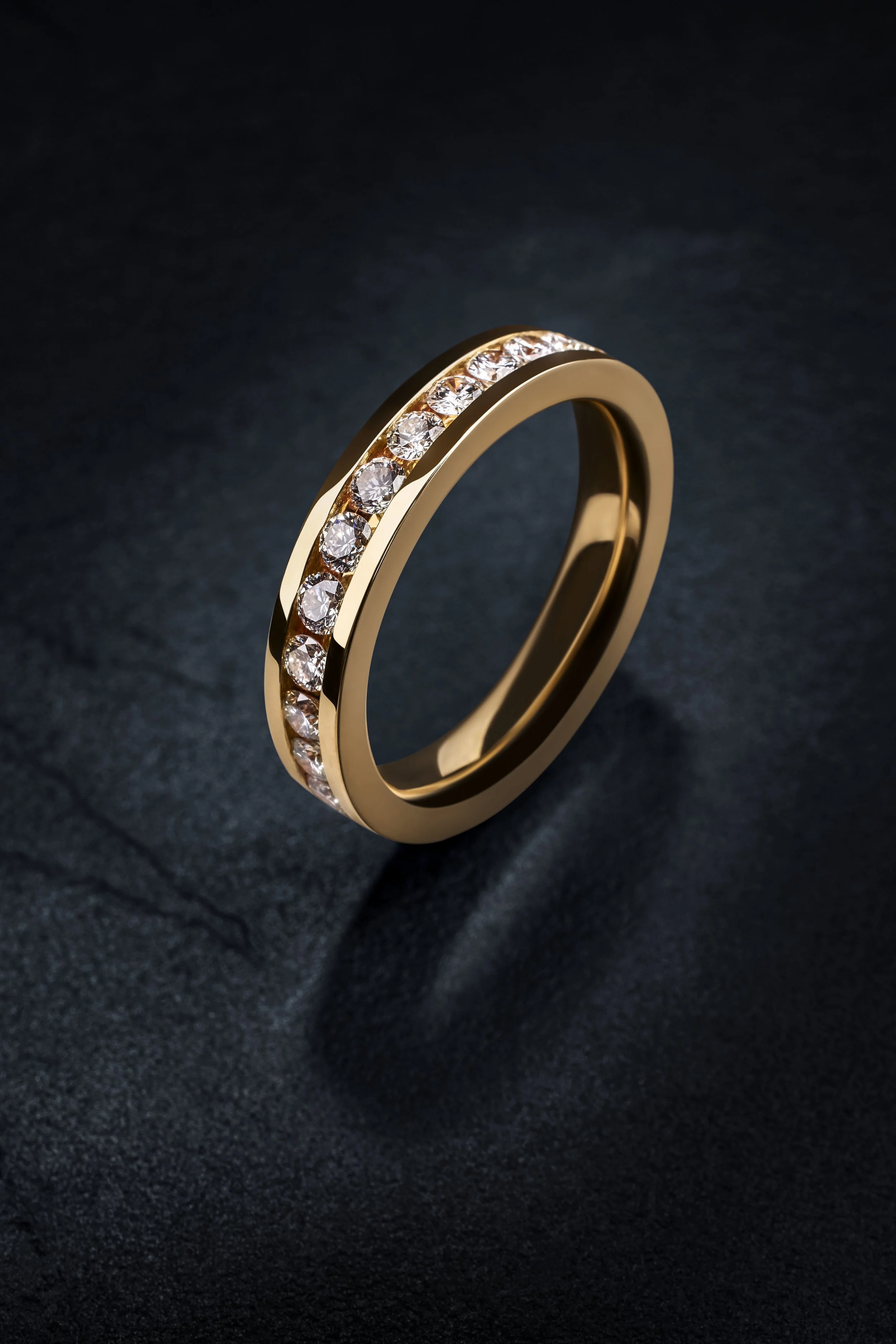Still Life Shiny – Product-Motiv 6, High-End-Retusche Bildergut