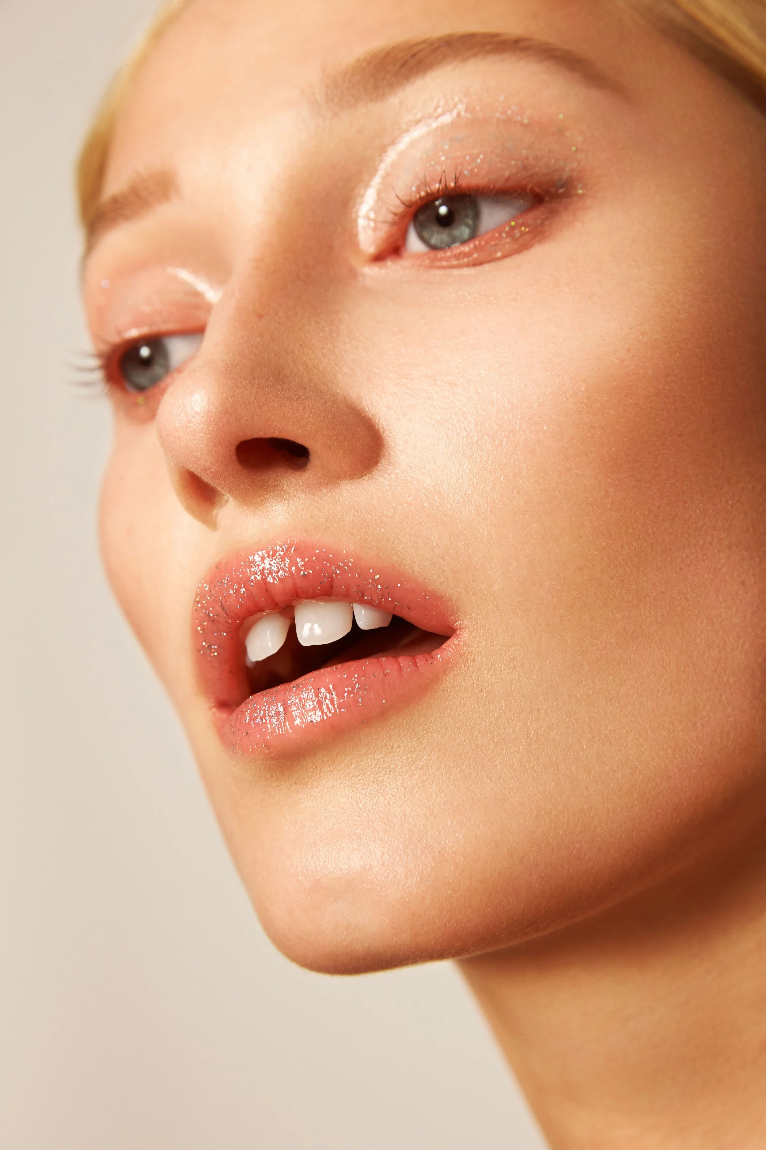 Natalia Kerstin Filippa Lookbook – Beauty-Motiv 12, High-End-Retusche Bildergut