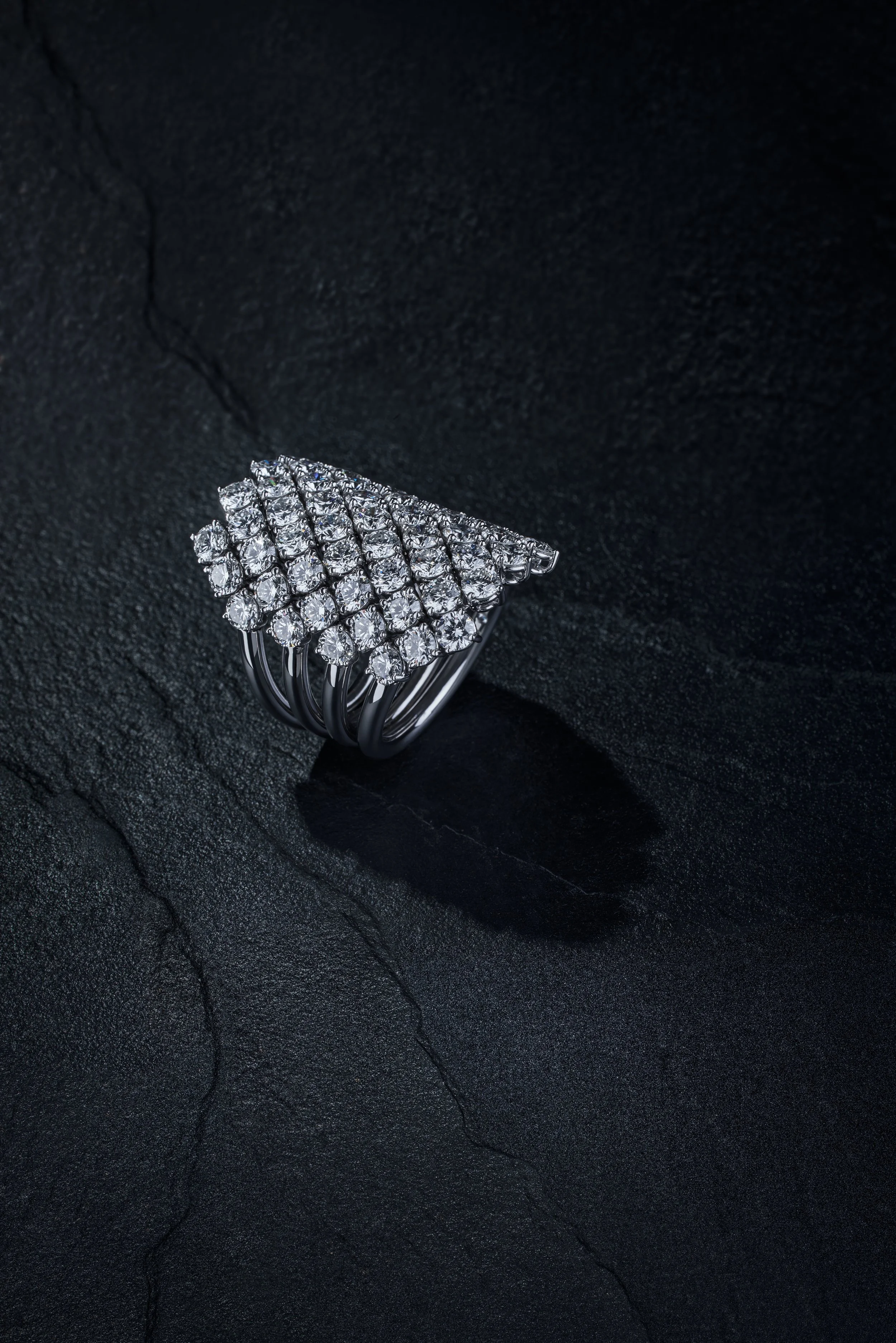 Still Life Shiny – Product-Motiv 4, High-End-Retusche Bildergut