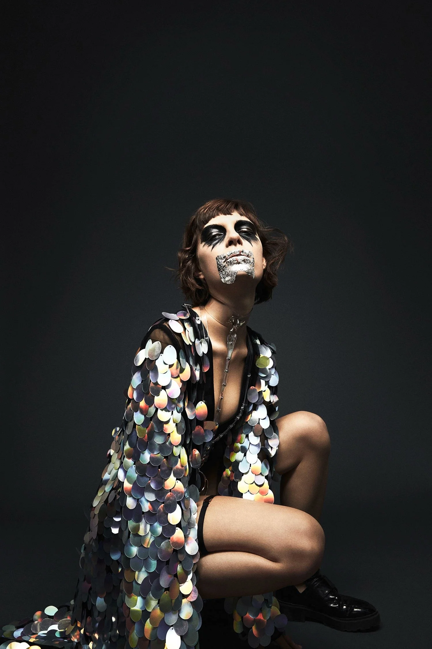 Burning Girl Blanc Magazine – Beauty-Motiv 4, High-End-Retusche Bildergut