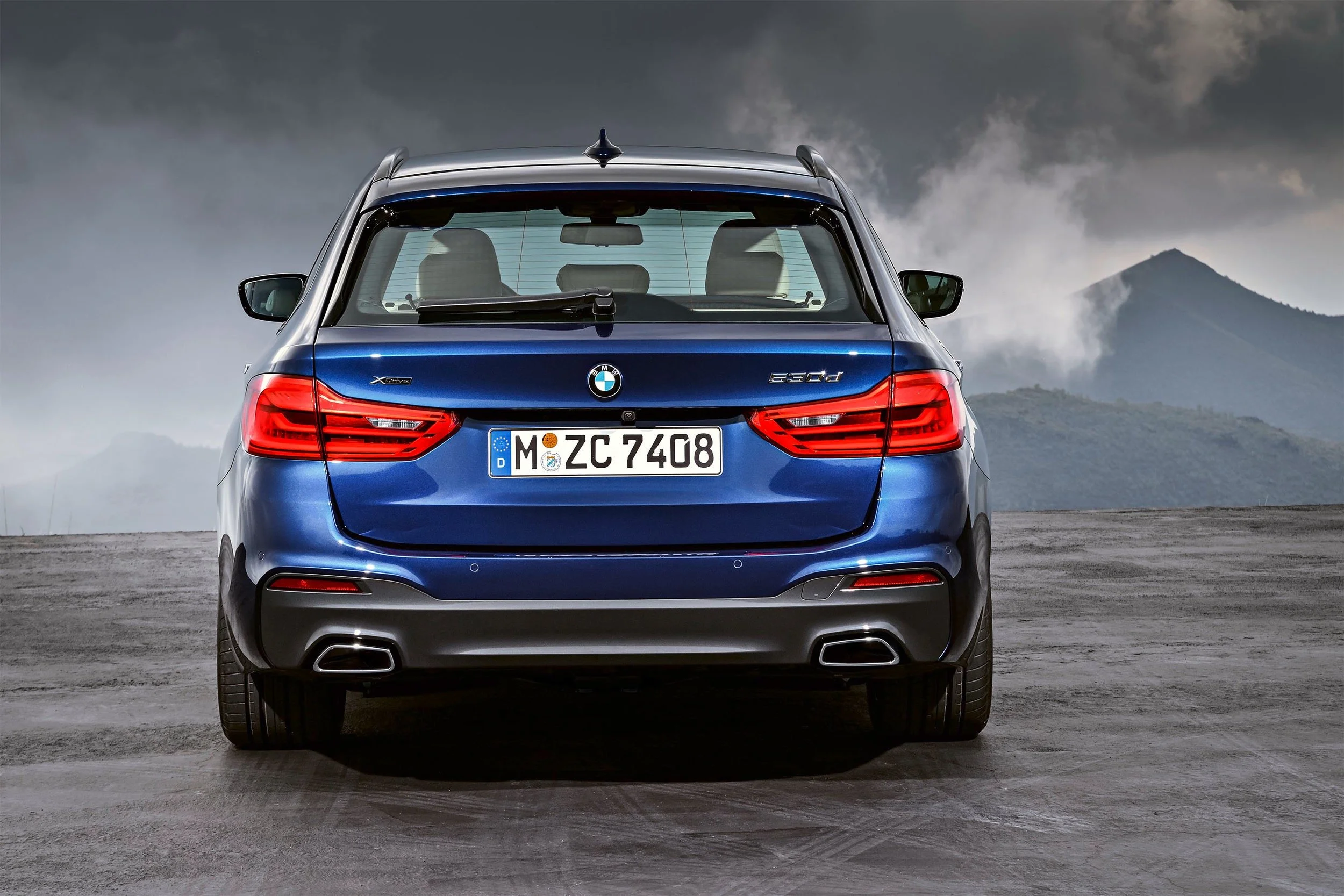 BMW 5ER Kombi Pressclub – Automotive-Motiv 4, High-End-Retusche Bildergut