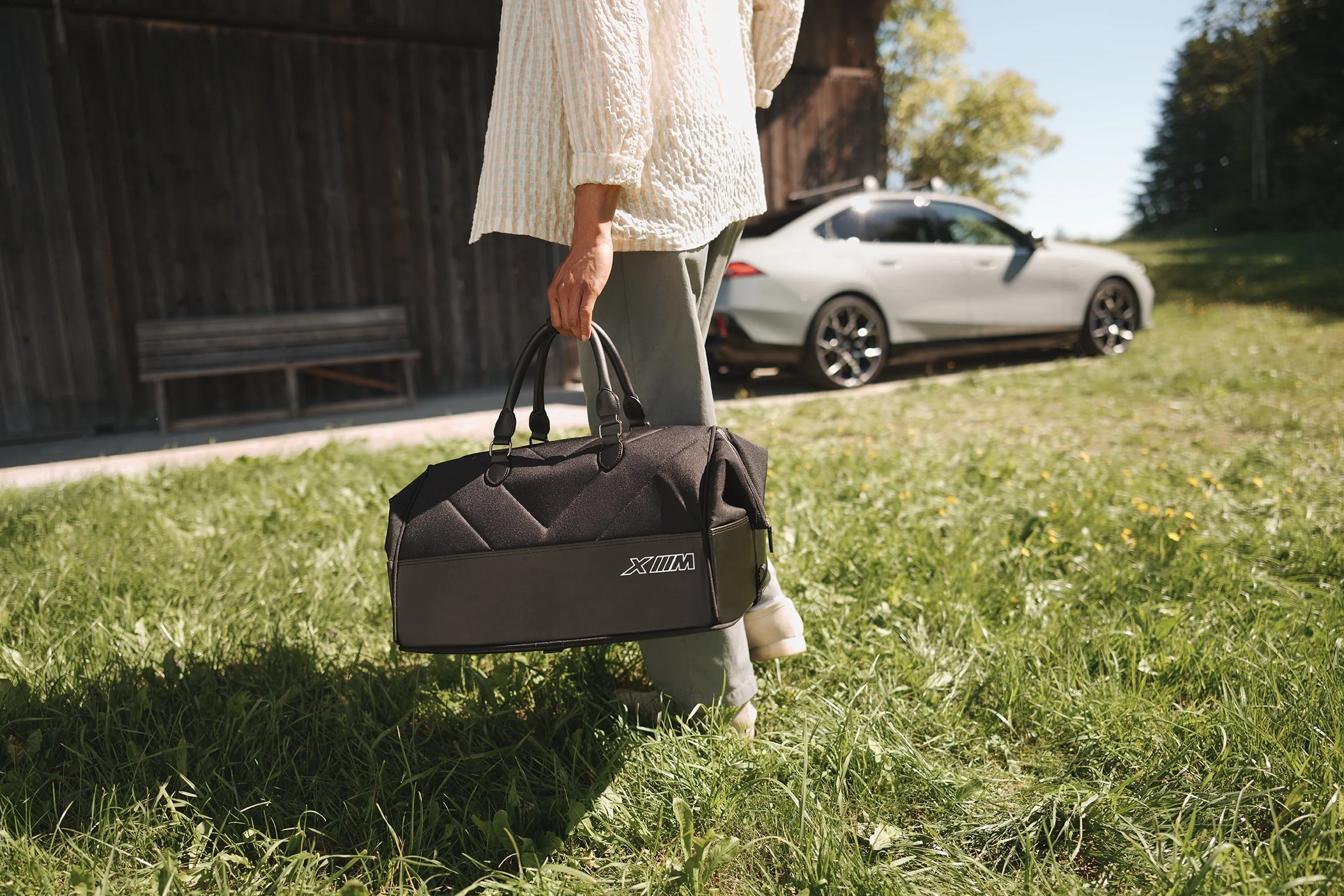 BMW Accessories Spring Summer – Automotive-Motiv 7, High-End-Retusche Bildergut