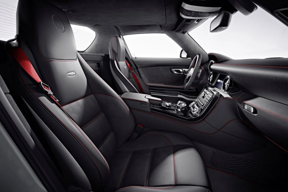Mercedes SLS Campaign – Automotive-Motiv 3, High-End-Retusche Bildergut