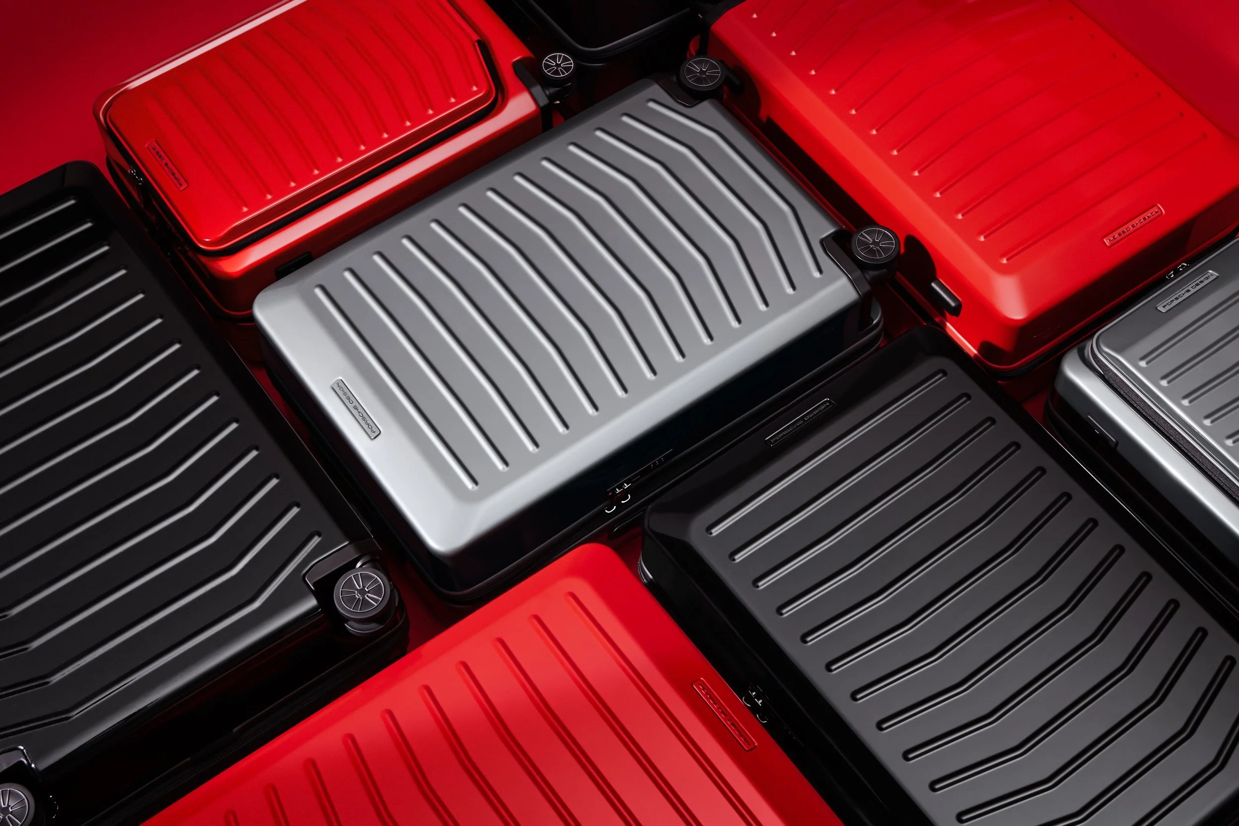 Porsche Design Roadster Hardcase – Product-Motiv 10, High-End-Retusche Bildergut