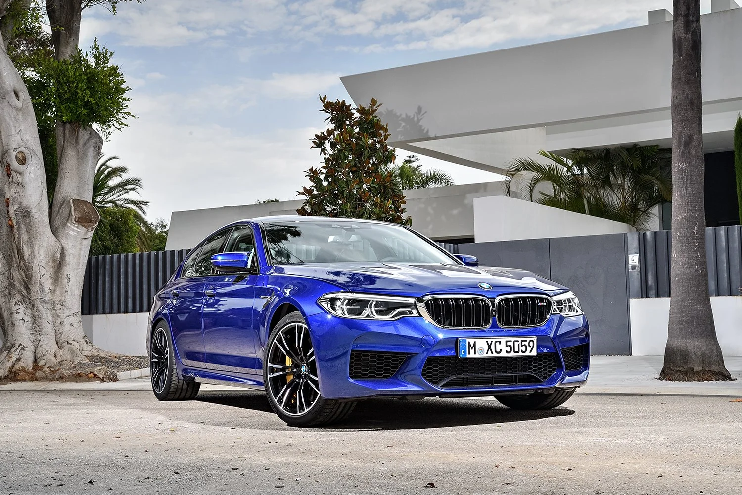 BMW M5 Pressclub – Automotive-Motiv 8, High-End-Retusche Bildergut