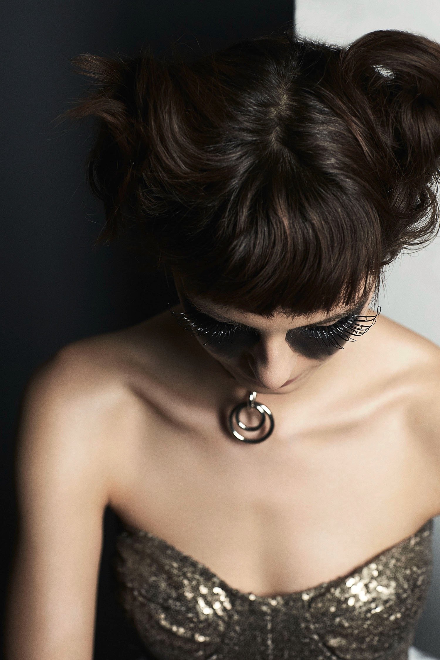 Burning Girl Blanc Magazine – Beauty-Motiv 11, High-End-Retusche Bildergut