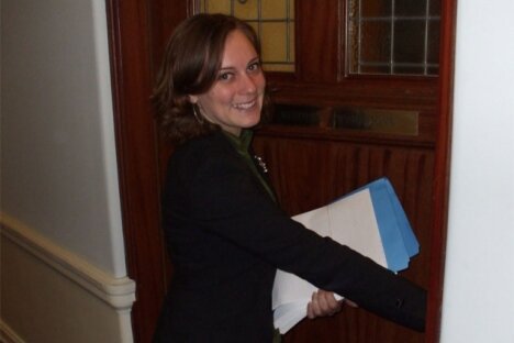 Nelson/Creston MLA Mungall battles with Health Minister over IH decision to close laundry services