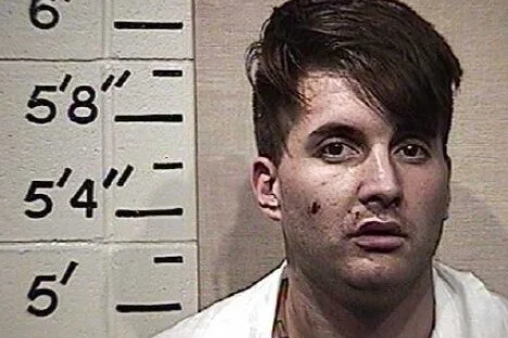 Violent inmate escapes custody while at Vancouver Island hospital