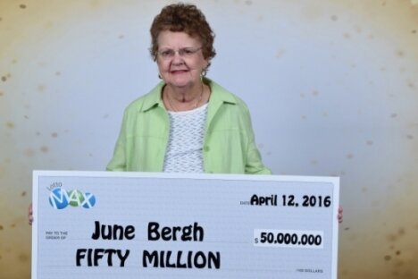 Trip to grocery store pays off in more than bread for Kelowna grandmother