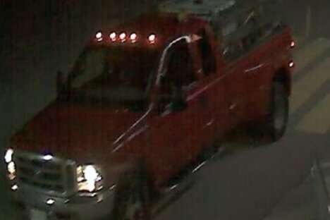 UPDATE in robbery: Three suspects in custody; some guns recovered