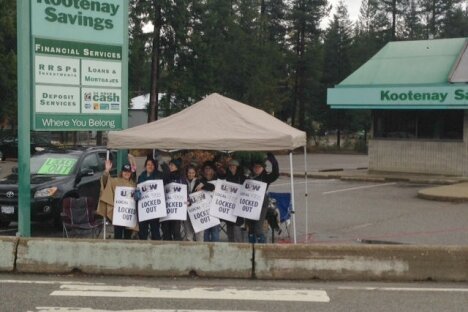 Kootenay Savings Credit Union locks out unionized employees Friday