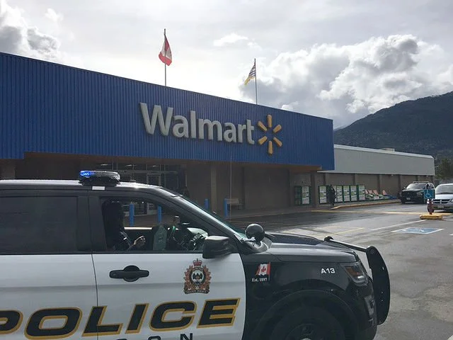 Bomb scare forces evacuation of Chahko Mika Mall Thursday