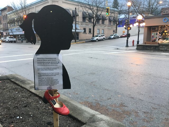 Nelson hosts candlelight vigil on National Day of Remembrance and Action on Violence against Women
